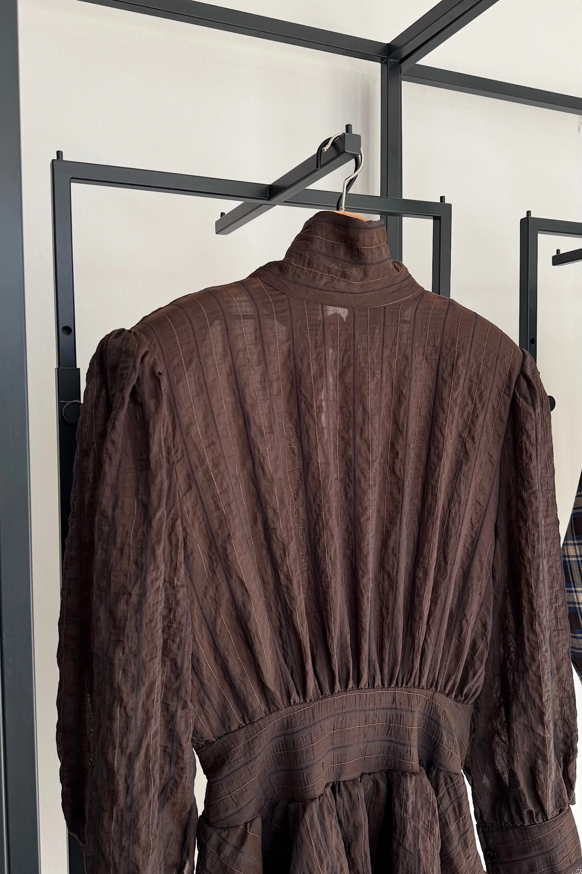 Dantel Detay Vatkalı Elbise Kahverengi