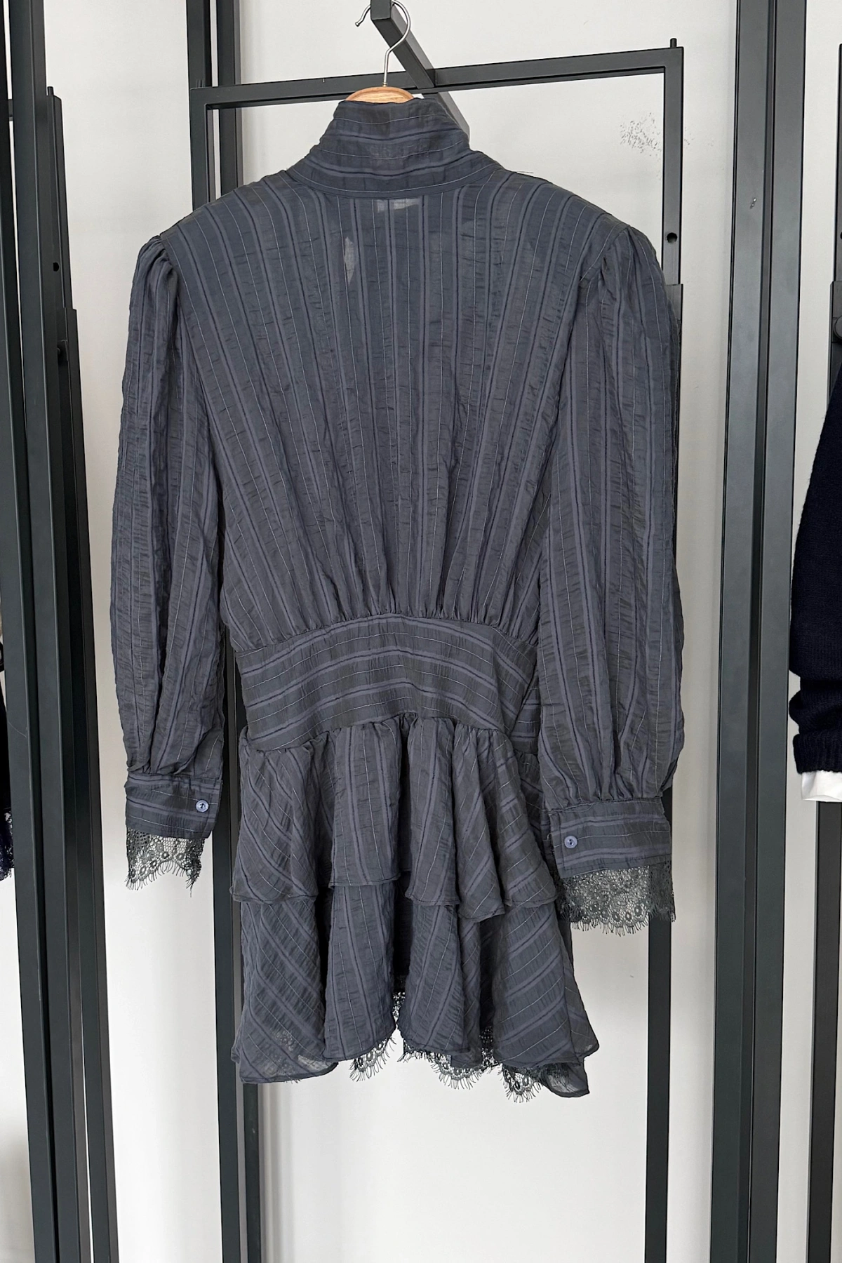 Dantel Detay Vatkalı Elbise Mavi