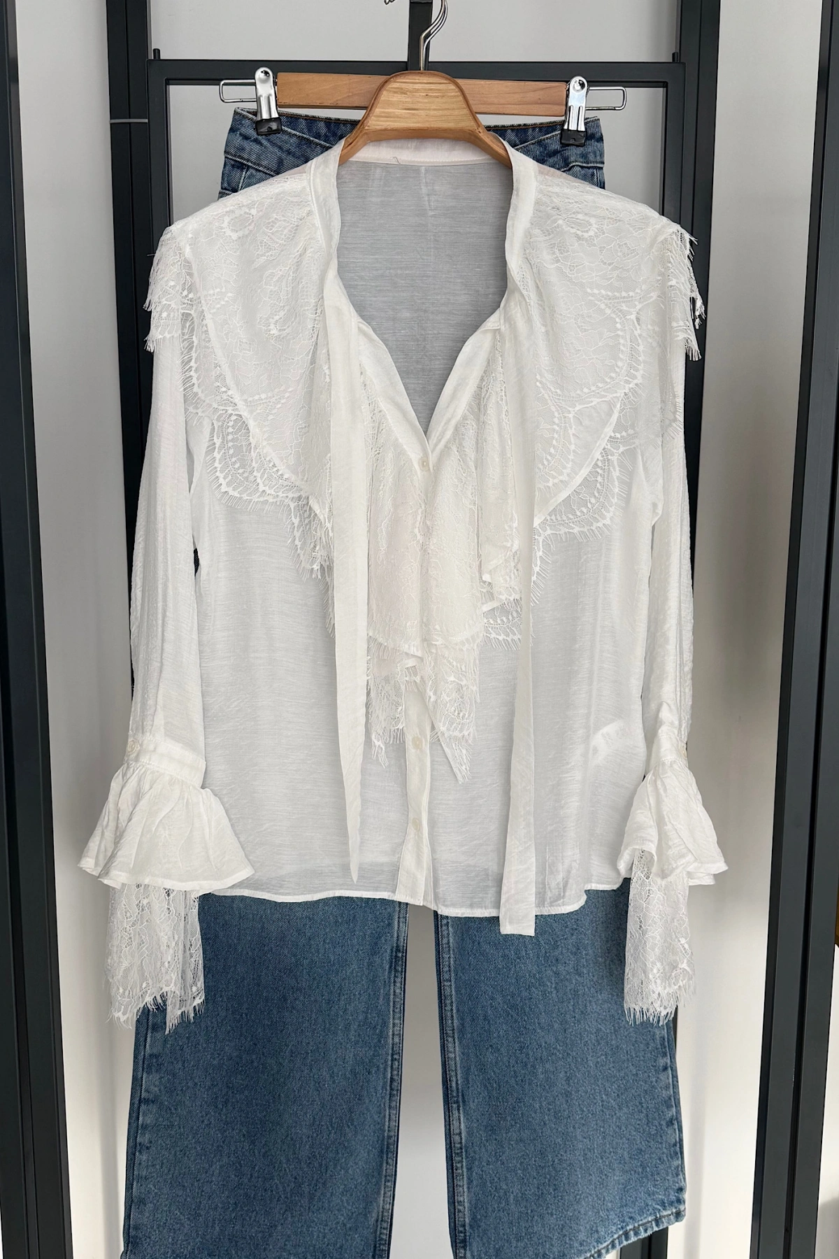 Dantelli Fransız Gömlek Beyaz