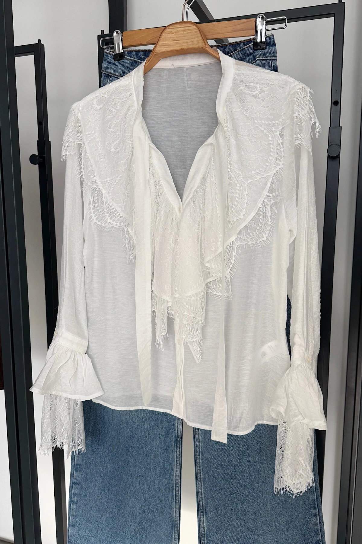 Dantelli Fransız Gömlek Beyaz