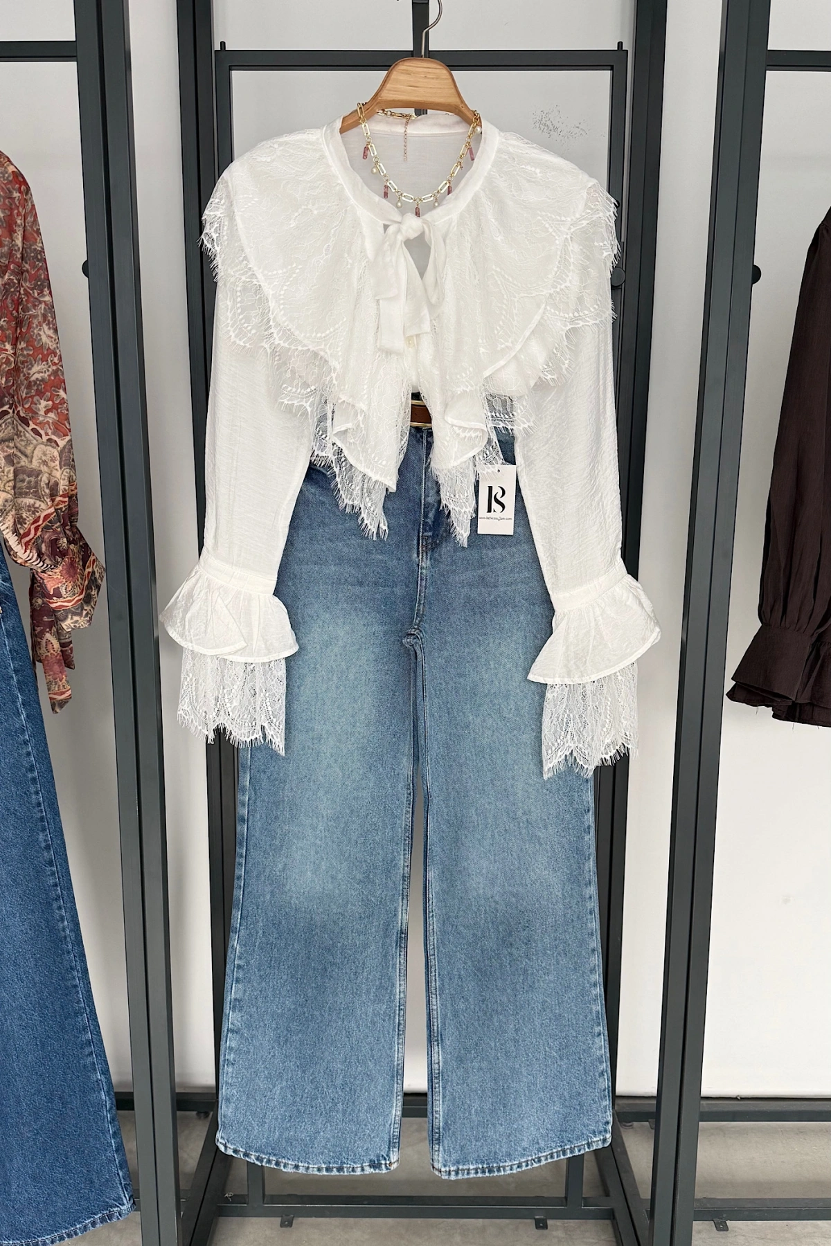 Dantelli Fransız Gömlek Beyaz