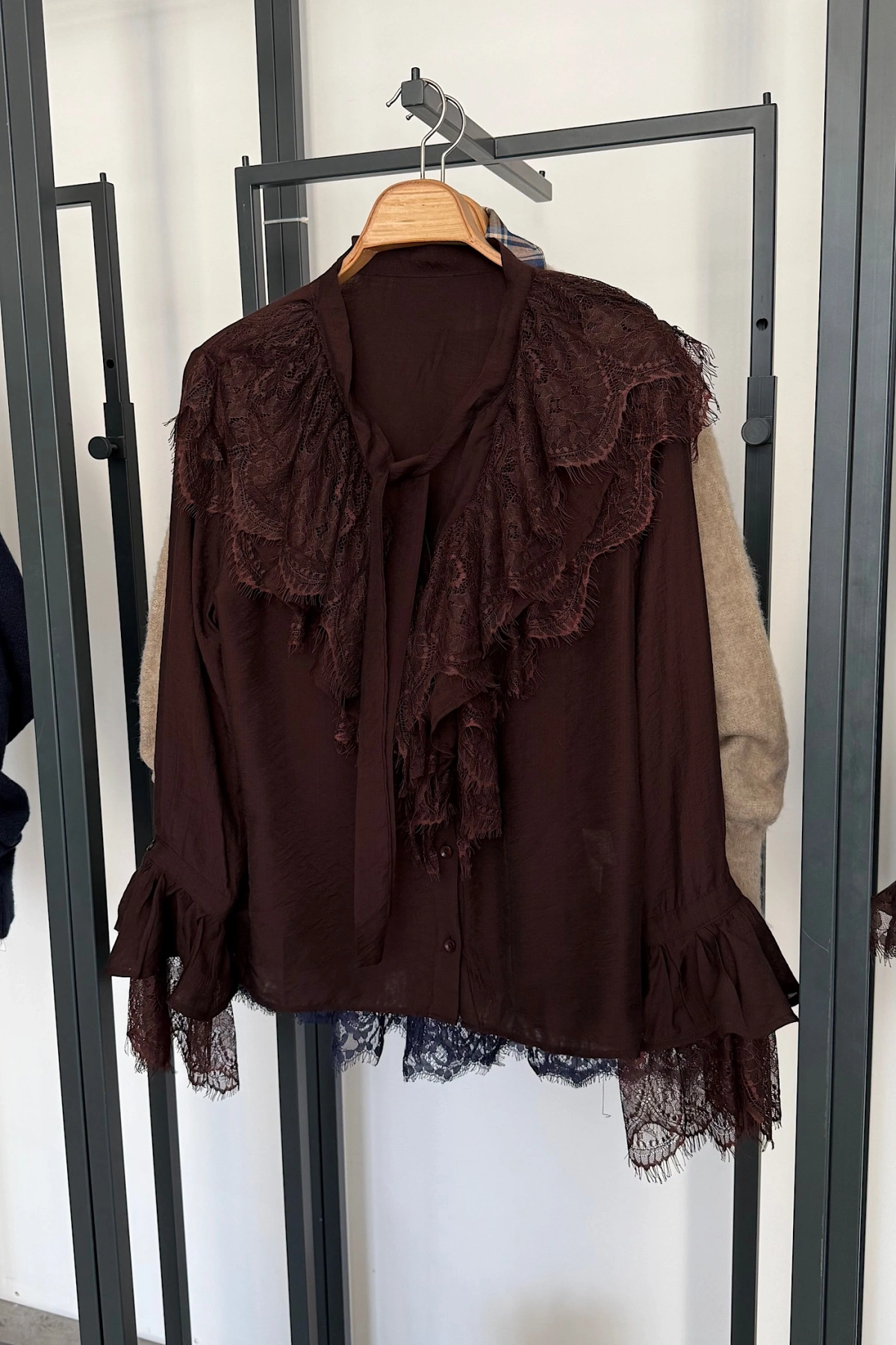 Dantelli Fransız Gömlek Kahverengi