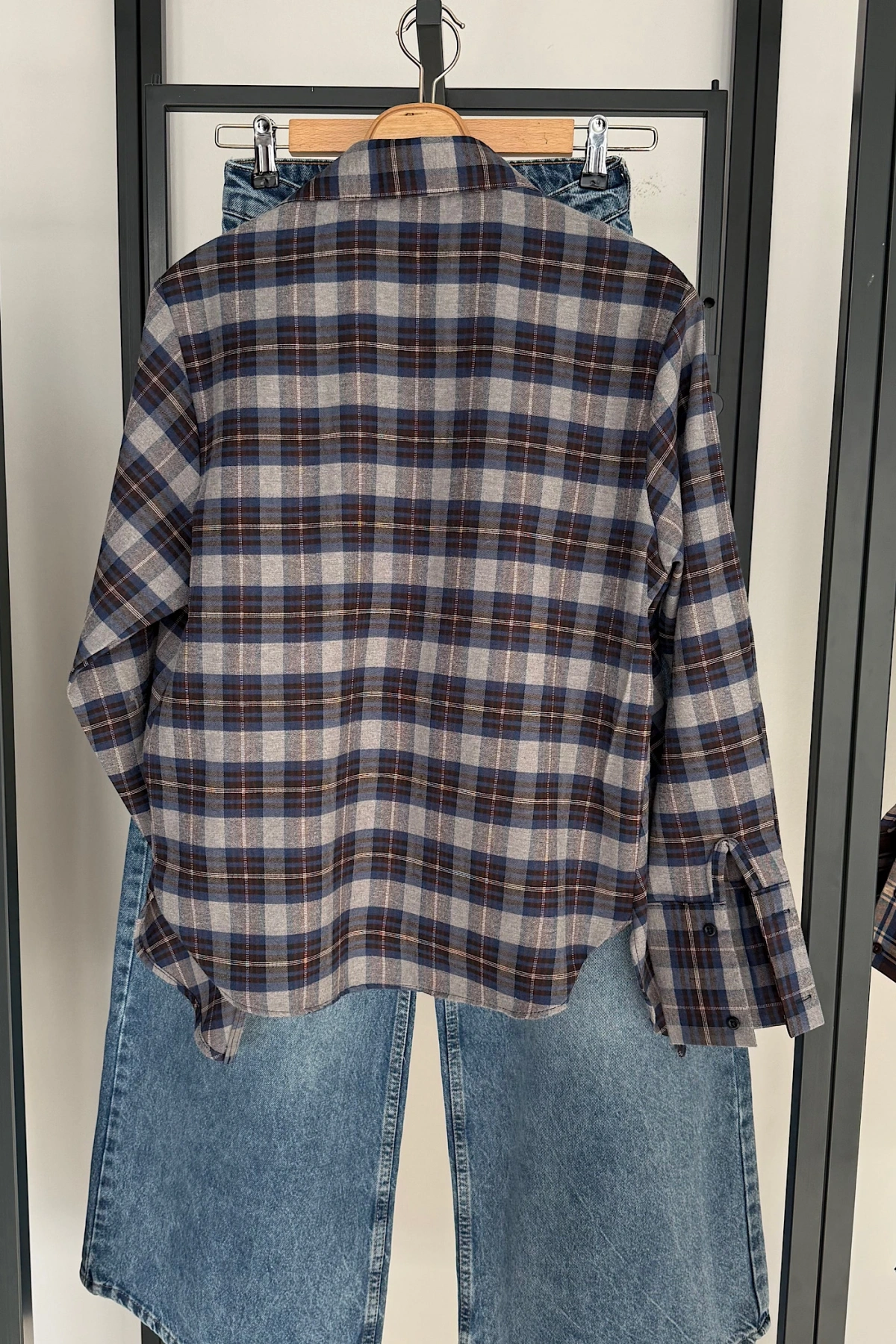 Ekose Desen Düğme Detaylı Gömlek Gri-Lacivert