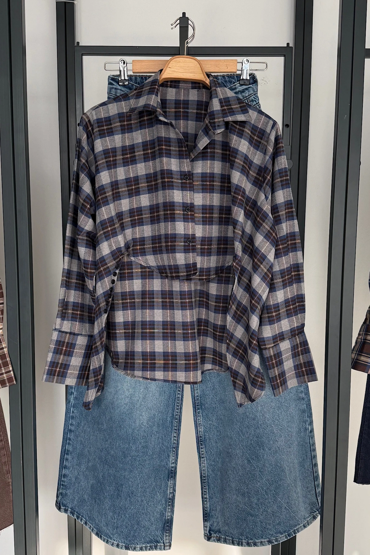 Ekose Desen Düğme Detaylı Gömlek Gri-Lacivert