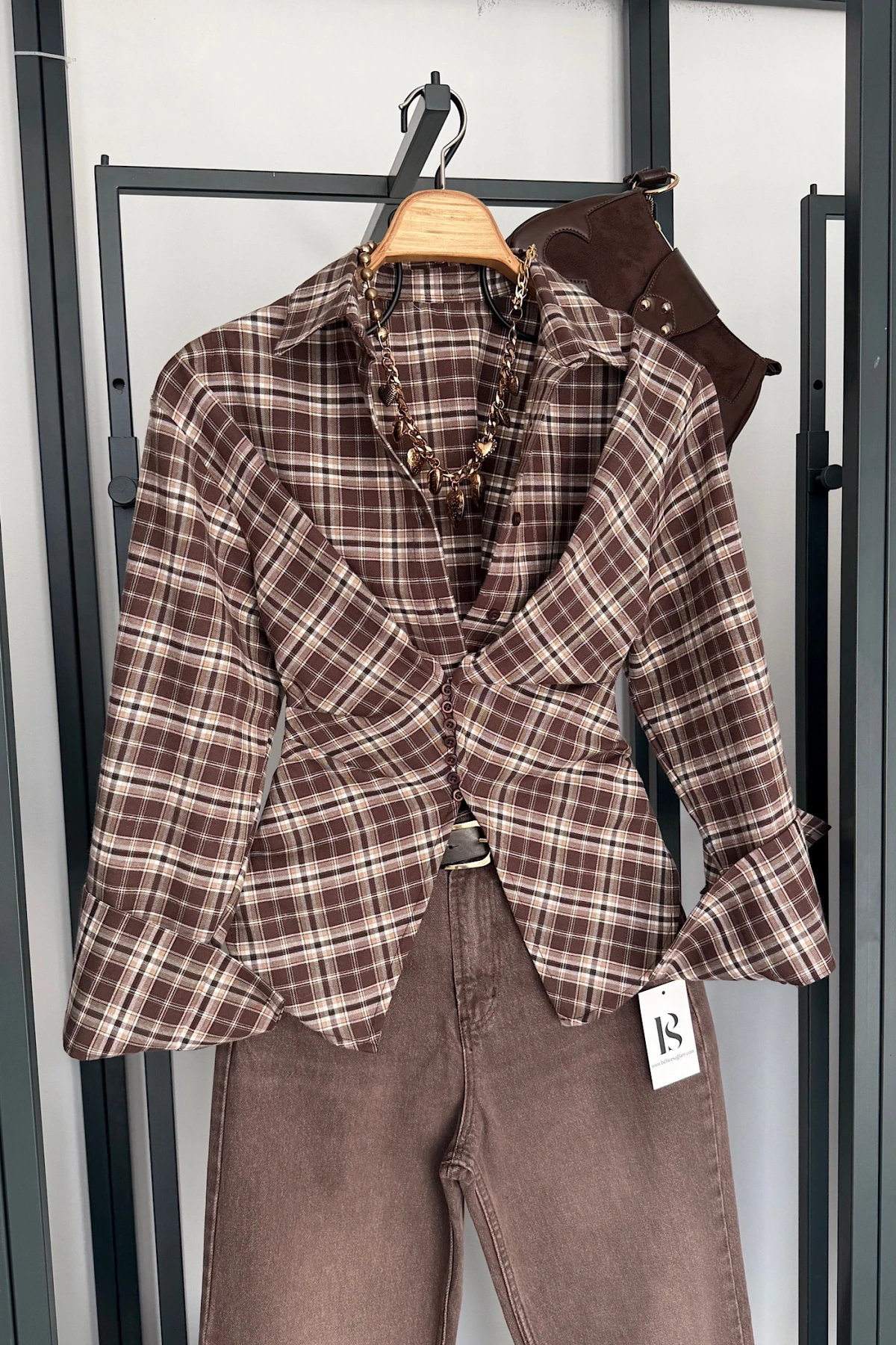 Ekose Desen Düğme Detaylı Gömlek Kahve-Ekru