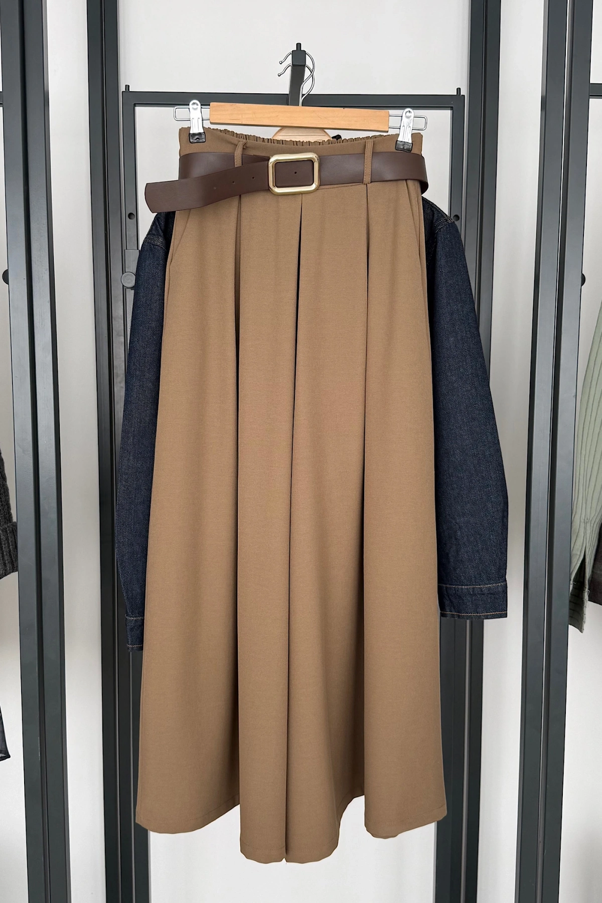 Etekli Pantolon Karamel