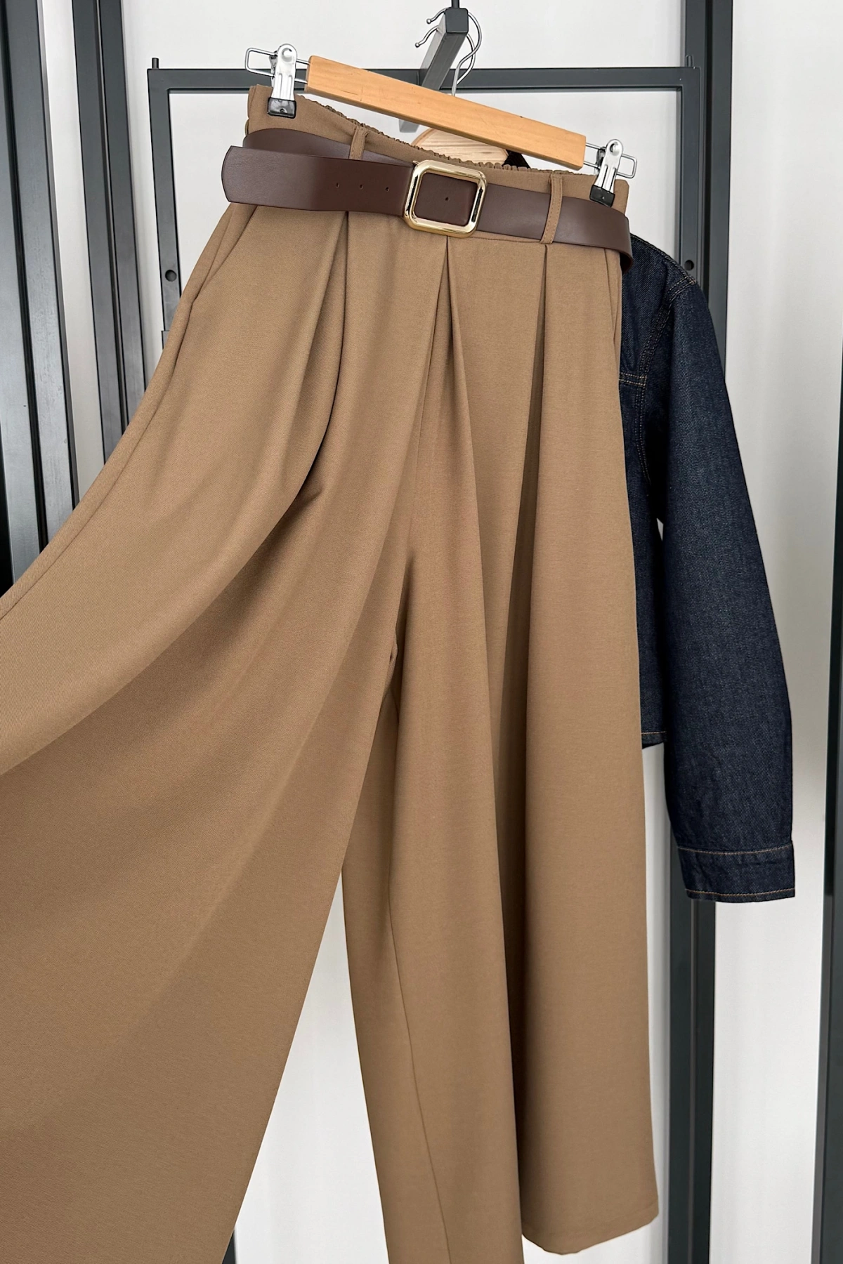 Etekli Pantolon Karamel
