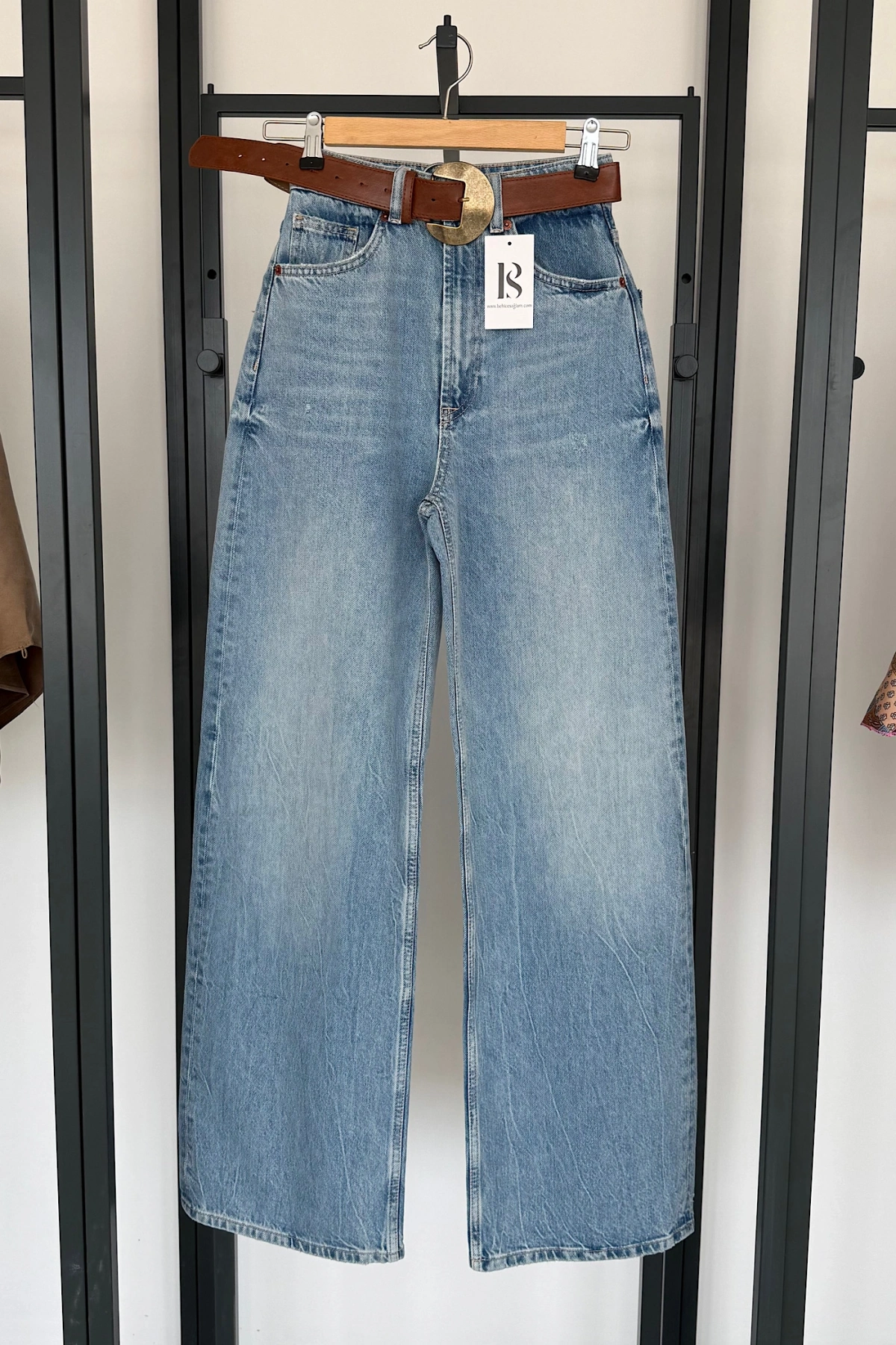 Extra Wide Leg Jean Mavi