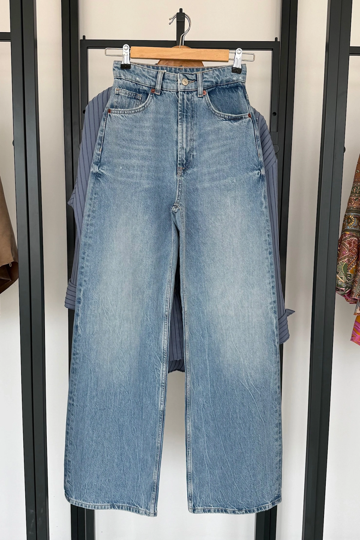 Extra Wide Leg Jean Mavi