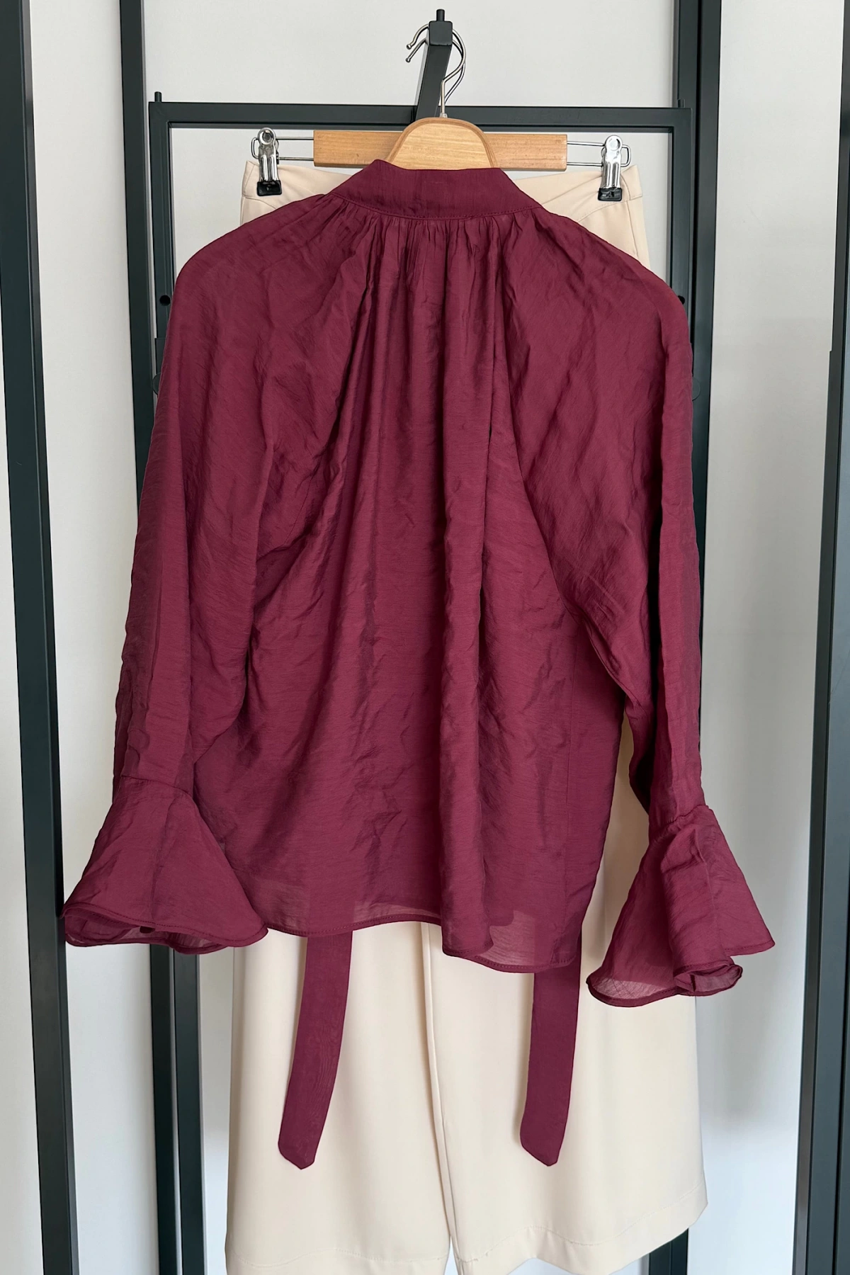 Fular Detaylı Bluz Bordo
