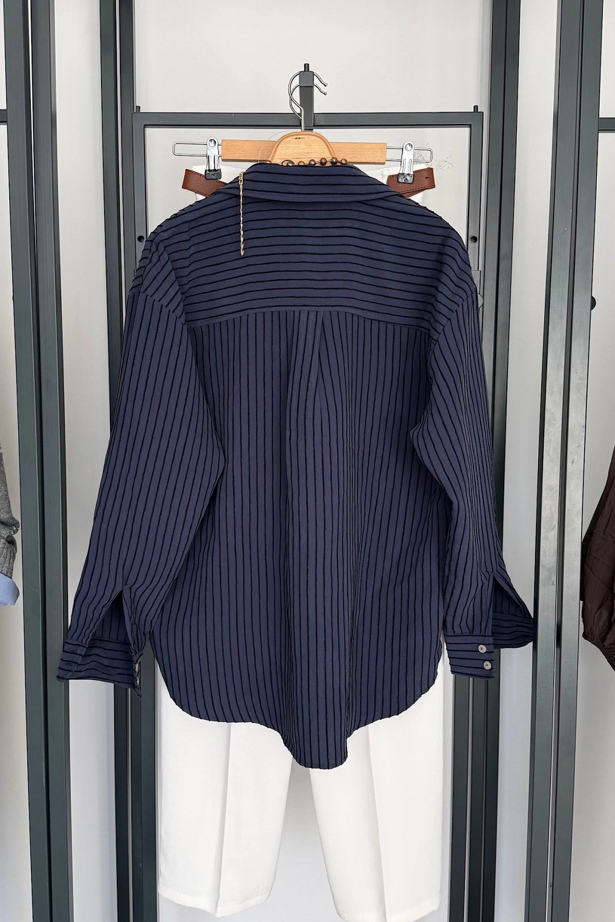 Kabartma Dokulu Oversize Gömlek Lacivert