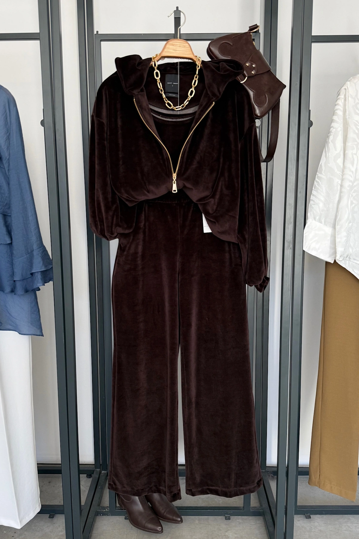 Kadife Üçlü Takım Kahverengi