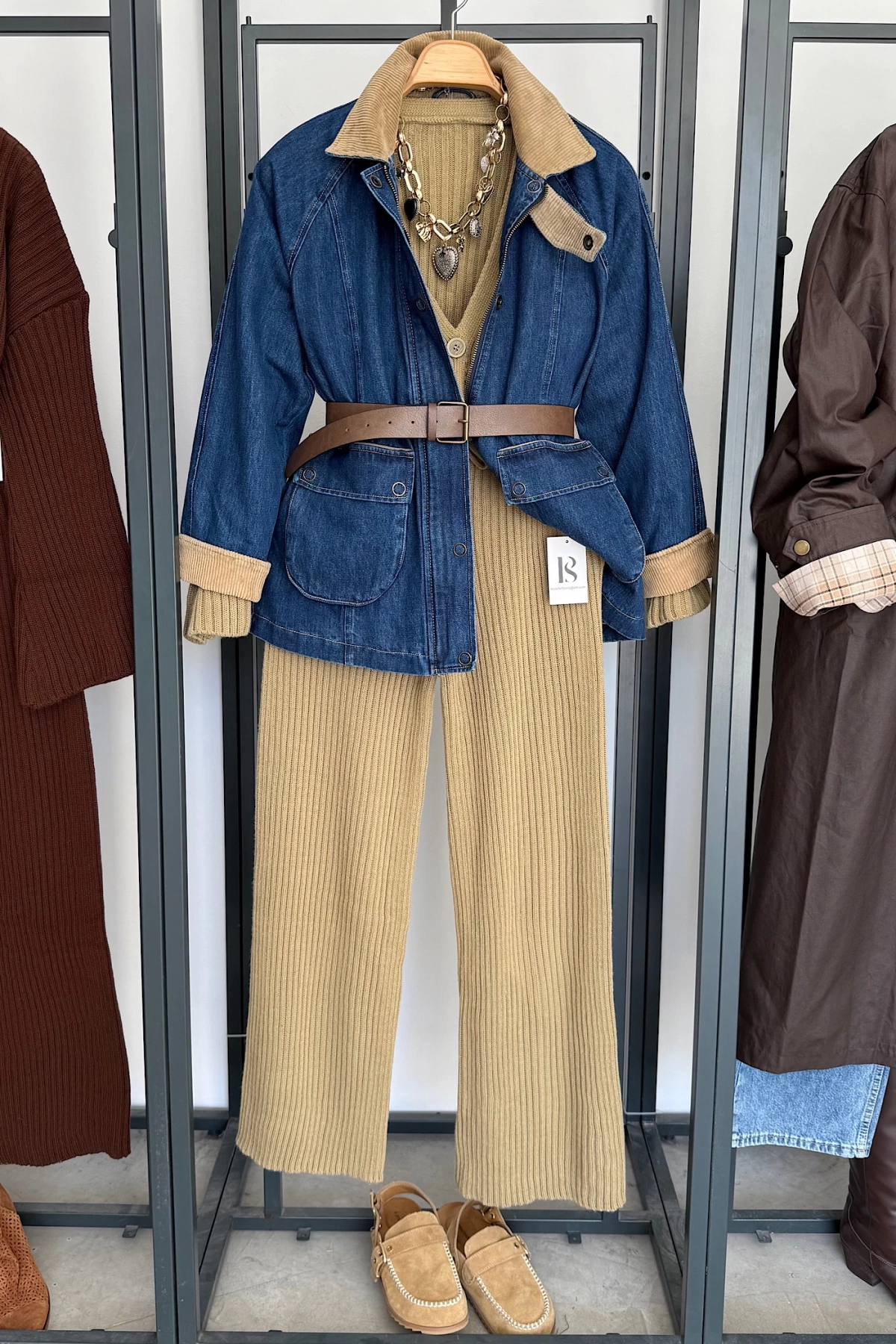 Kadife Yaka Ve Kol Detaylı Denim Ceket Mavi