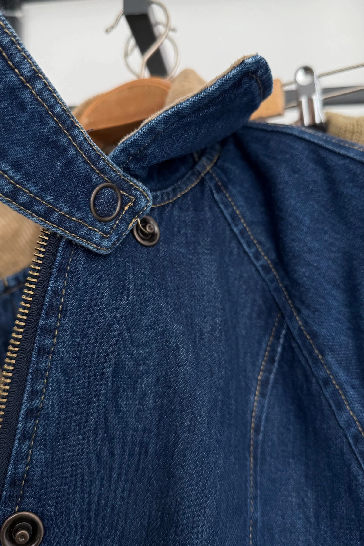 Kadife Yaka Ve Kol Detaylı Denim Ceket Mavi