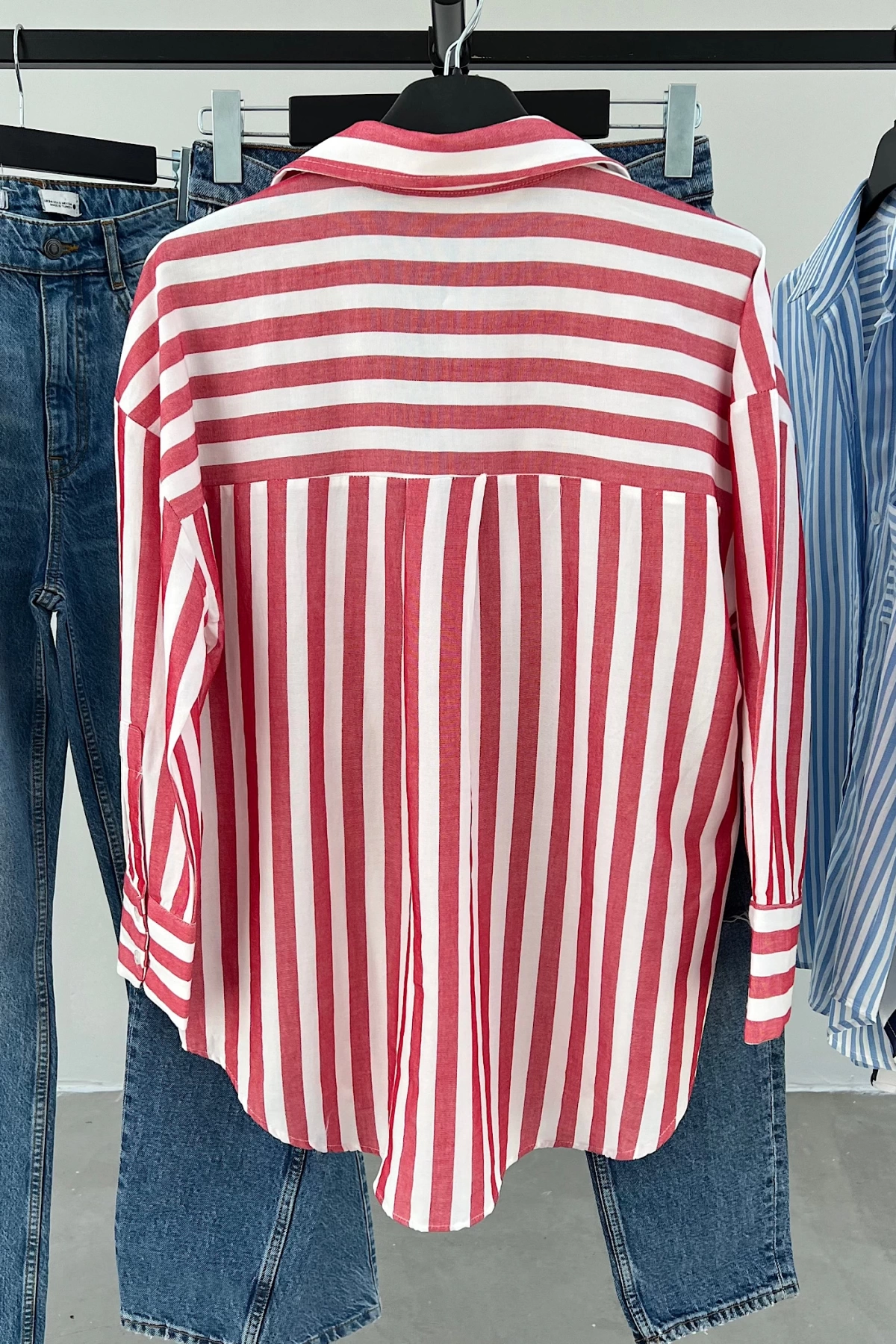 Womens Single Pocket Oversize Linen Shirt
