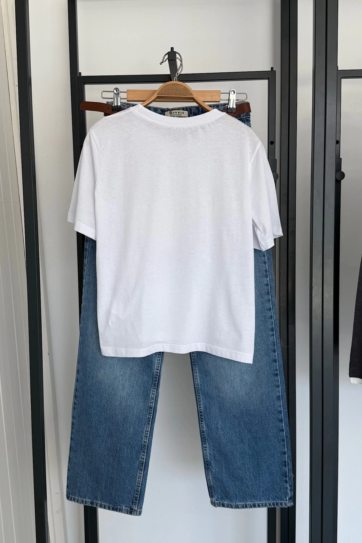 Kalp Detay İşleme T-Shirt Beyaz