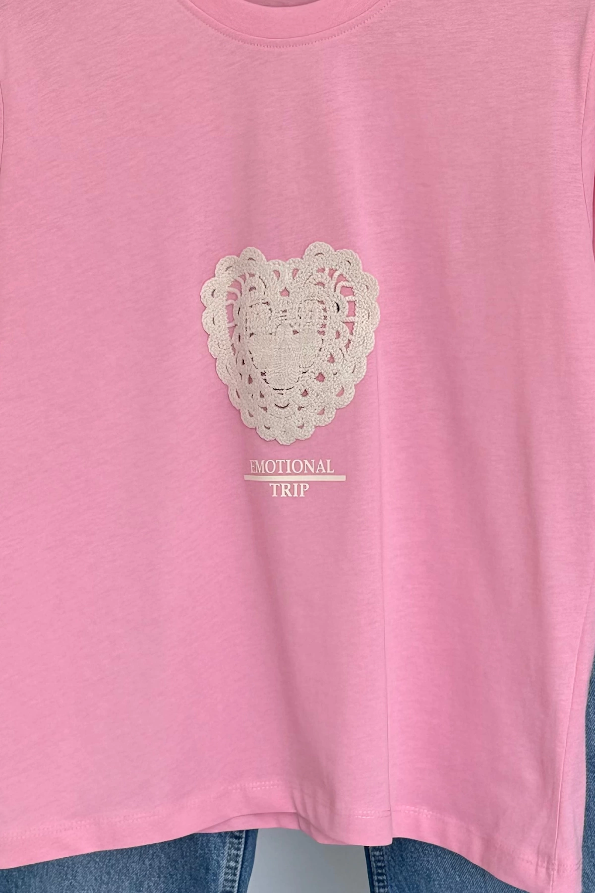 Kalp Detay İşleme T-Shirt Pembe