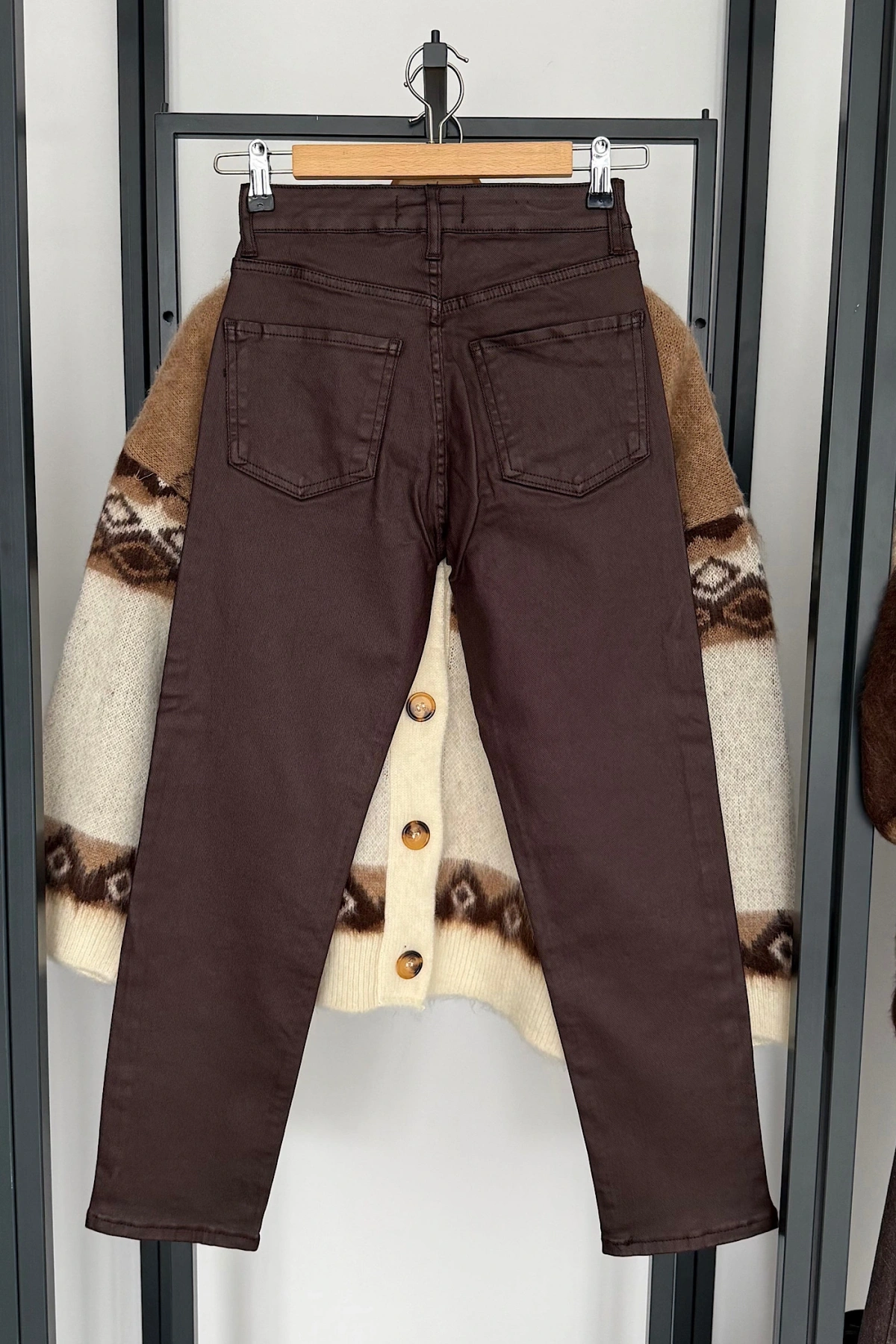 Kaplamalı Boyfit Jean Acı Kahve