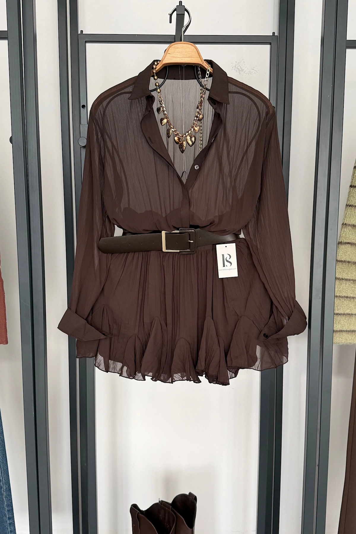 Kemer Detaylı Elbise Kahverengi