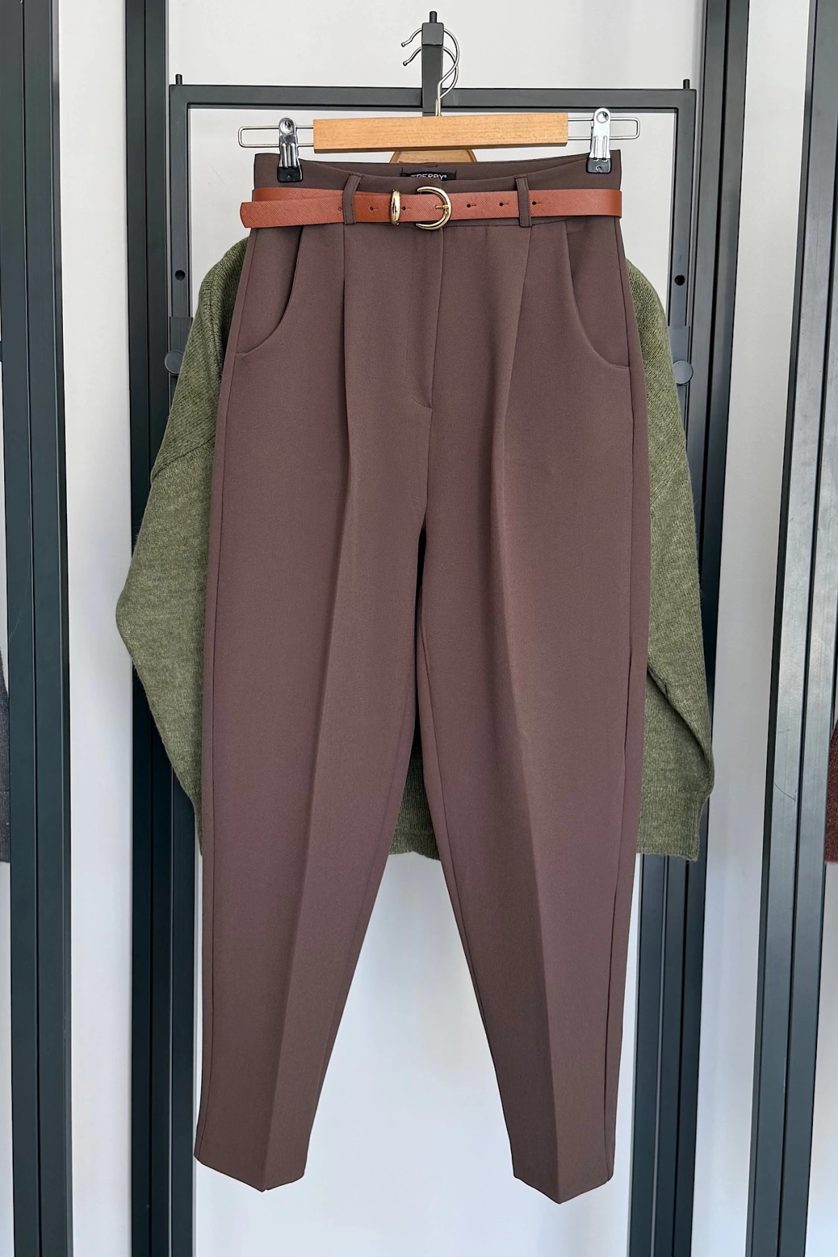Kemerli Pantolon Kahverengi