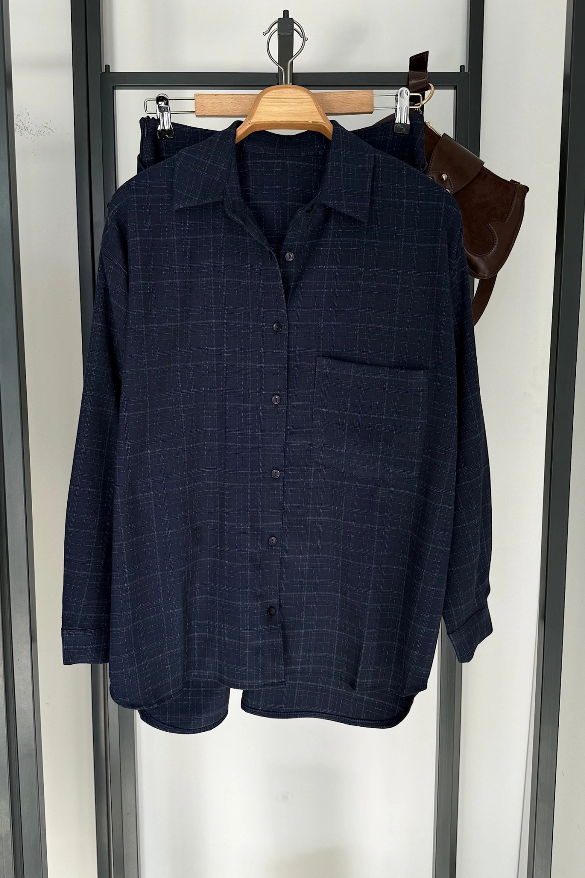 Kendinden Kemerli Etekli Takım Lacivert