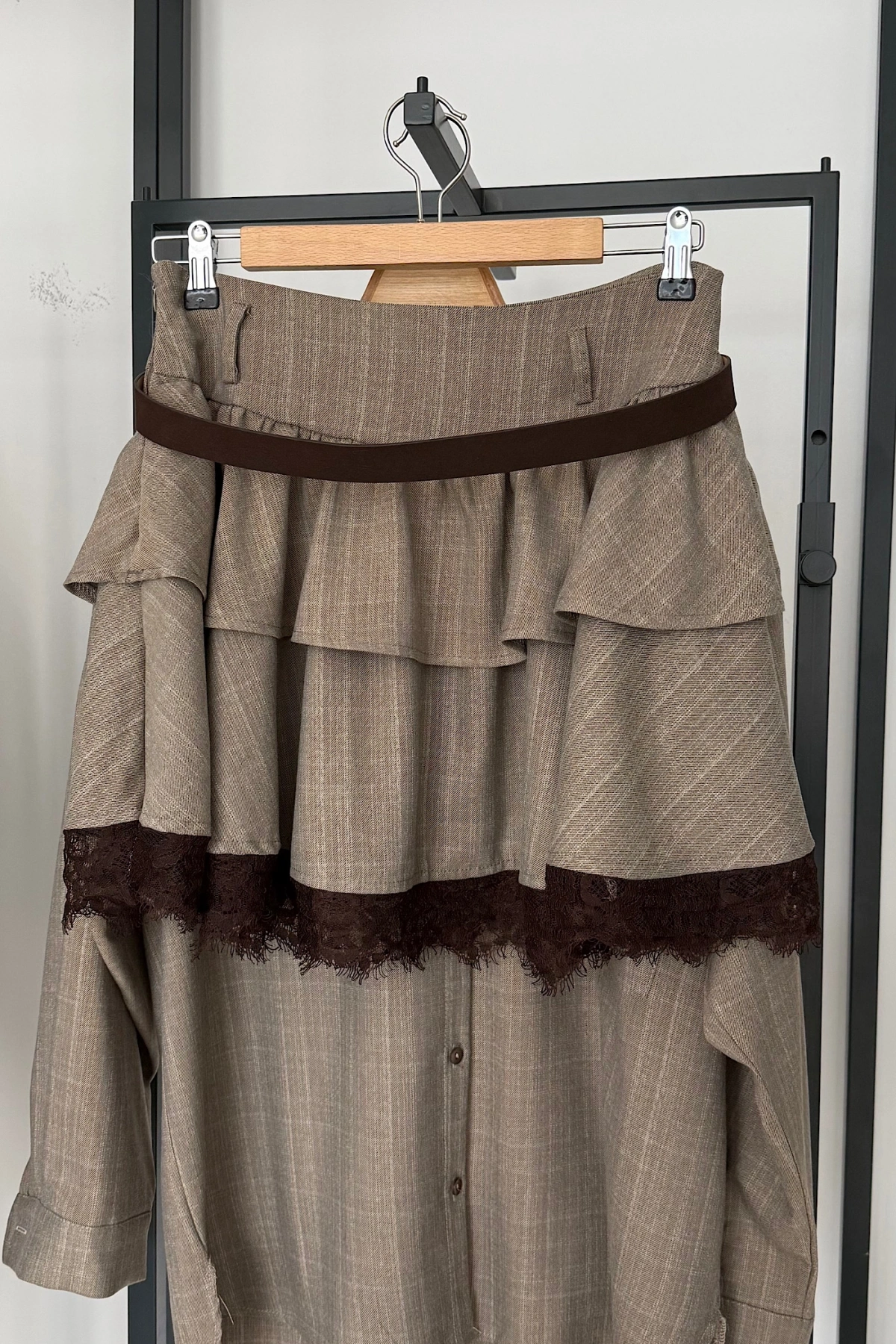 Kendinden Kemerli Etekli Takım Vizon