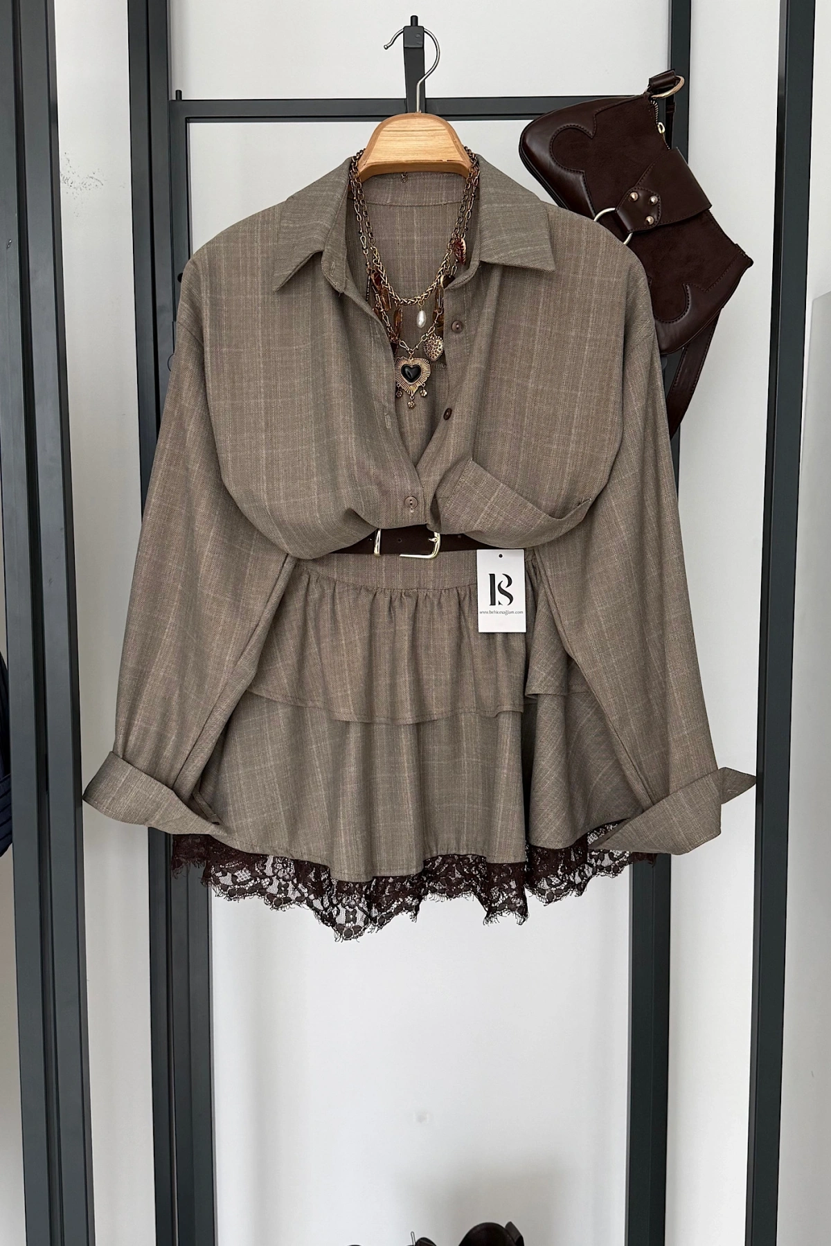 Kendinden Kemerli Etekli Takım Vizon