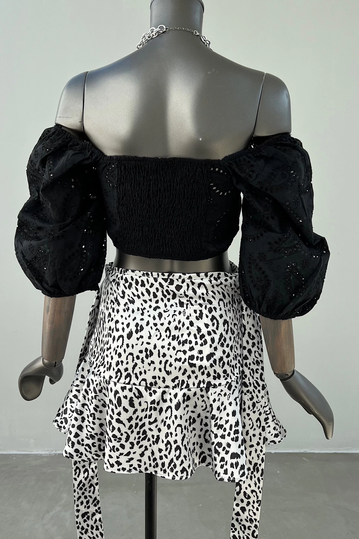 Self Belted Zebra Pattern Short Skirt