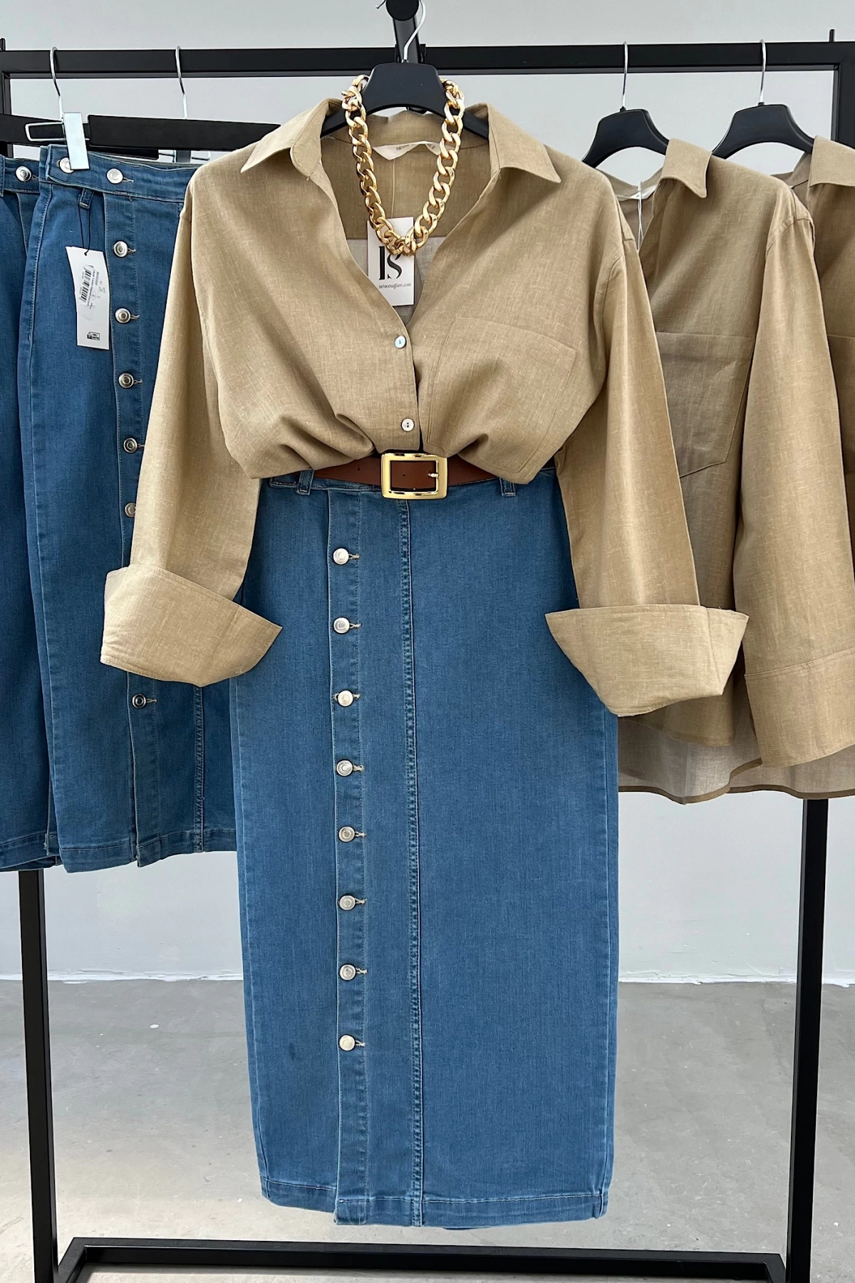 Linen Single Pocket Oversize Shirt