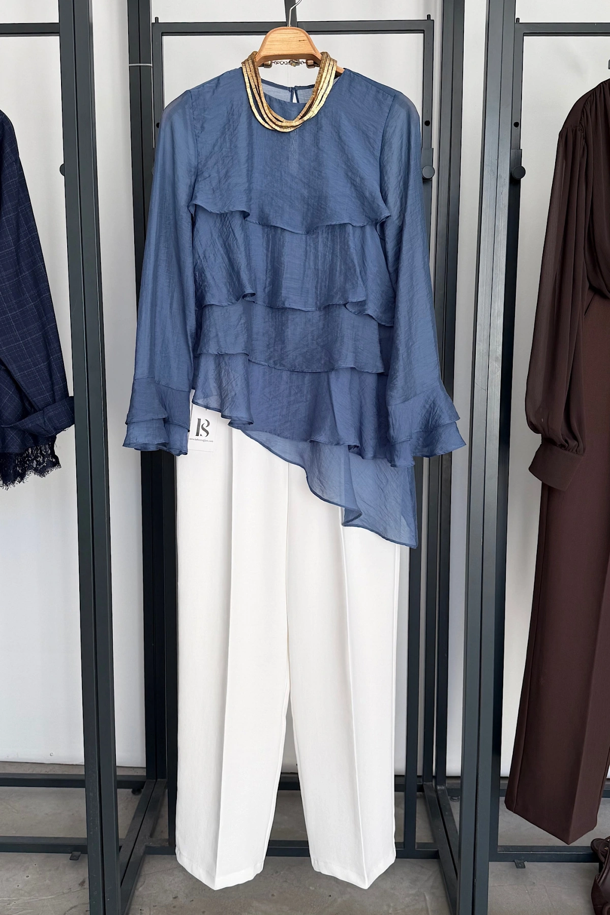 Kol Detaylı Katlı Uzun Kol Bluz Lacivert