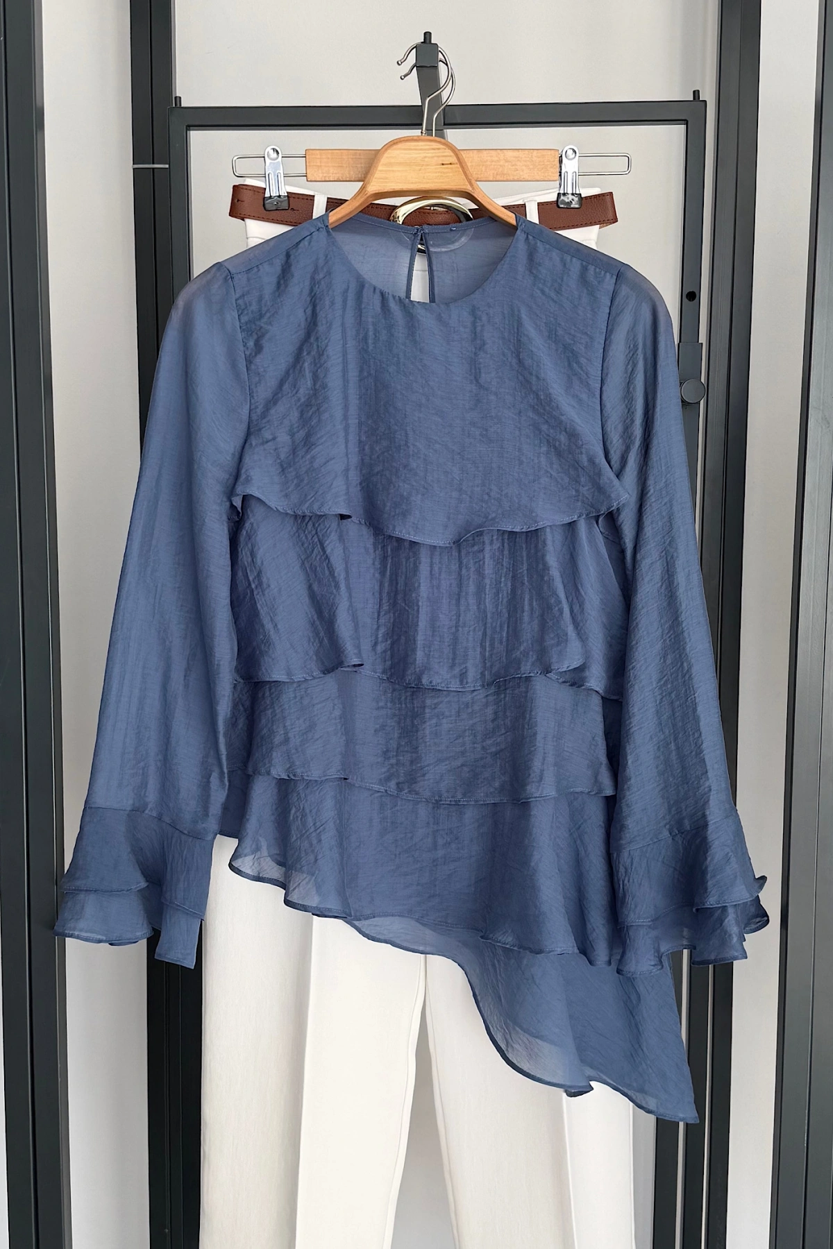 Kol Detaylı Katlı Uzun Kol Bluz Lacivert