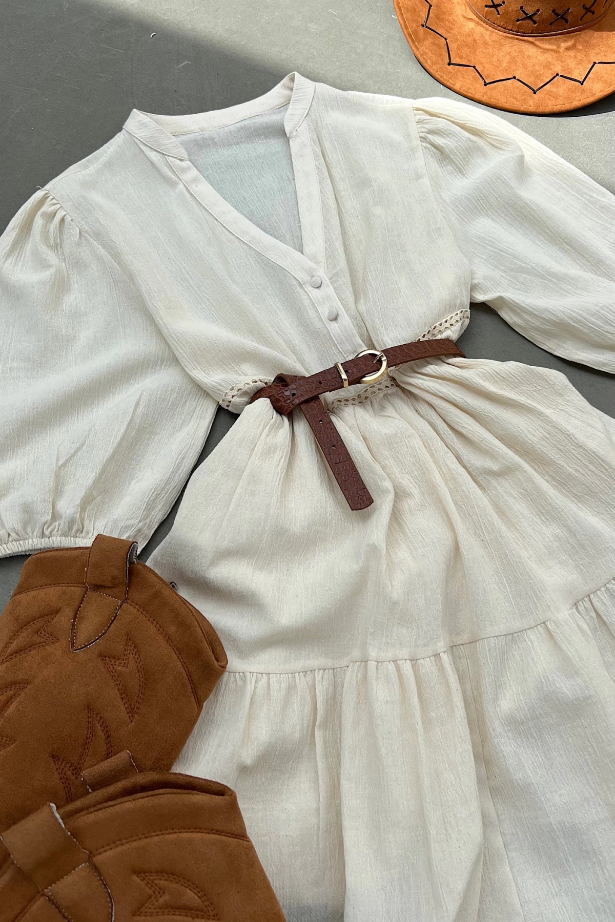 Pleated Sleeve Scalloped Detailed Crinkle Dress