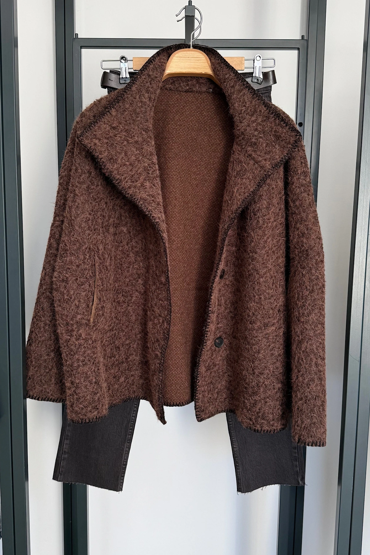 Kroşetalı Kıvırak Peluş Ceket Kahverengi