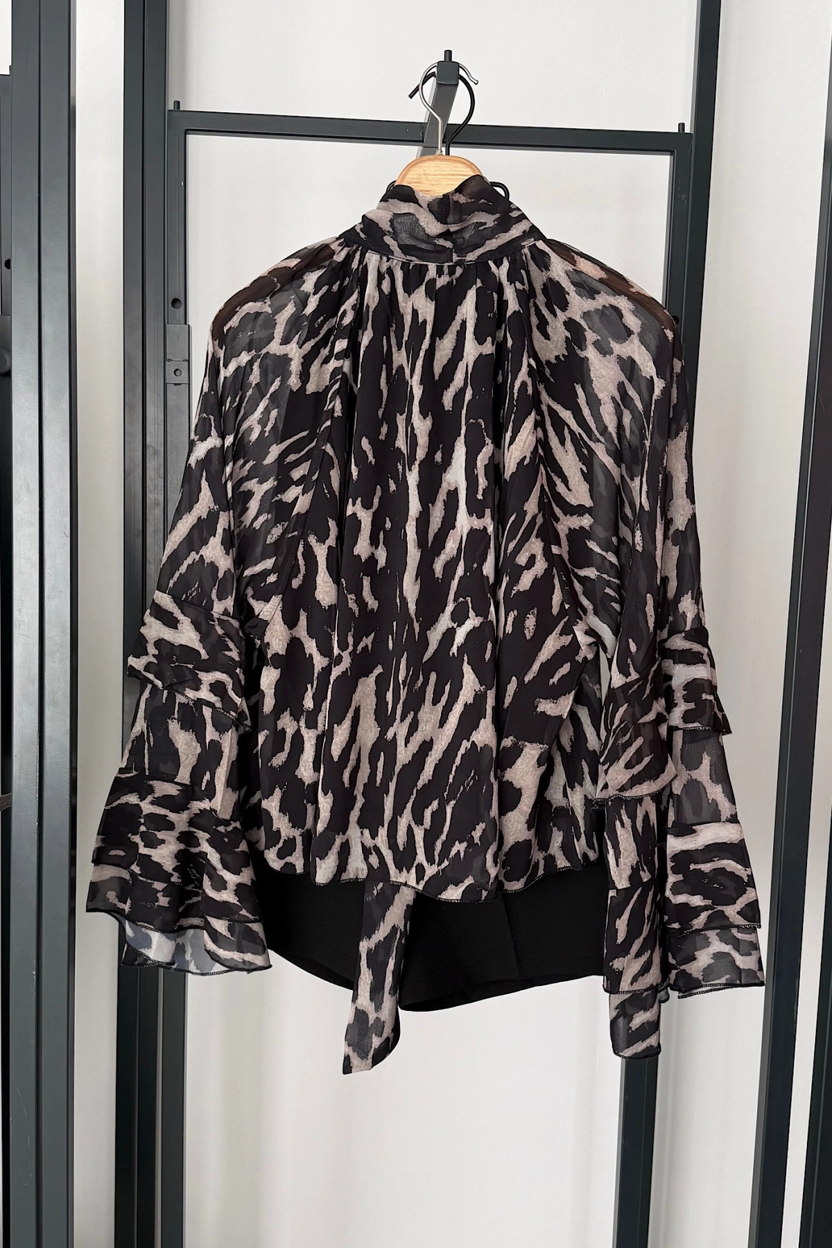Leopar Desen Şifon Bluz Siyah
