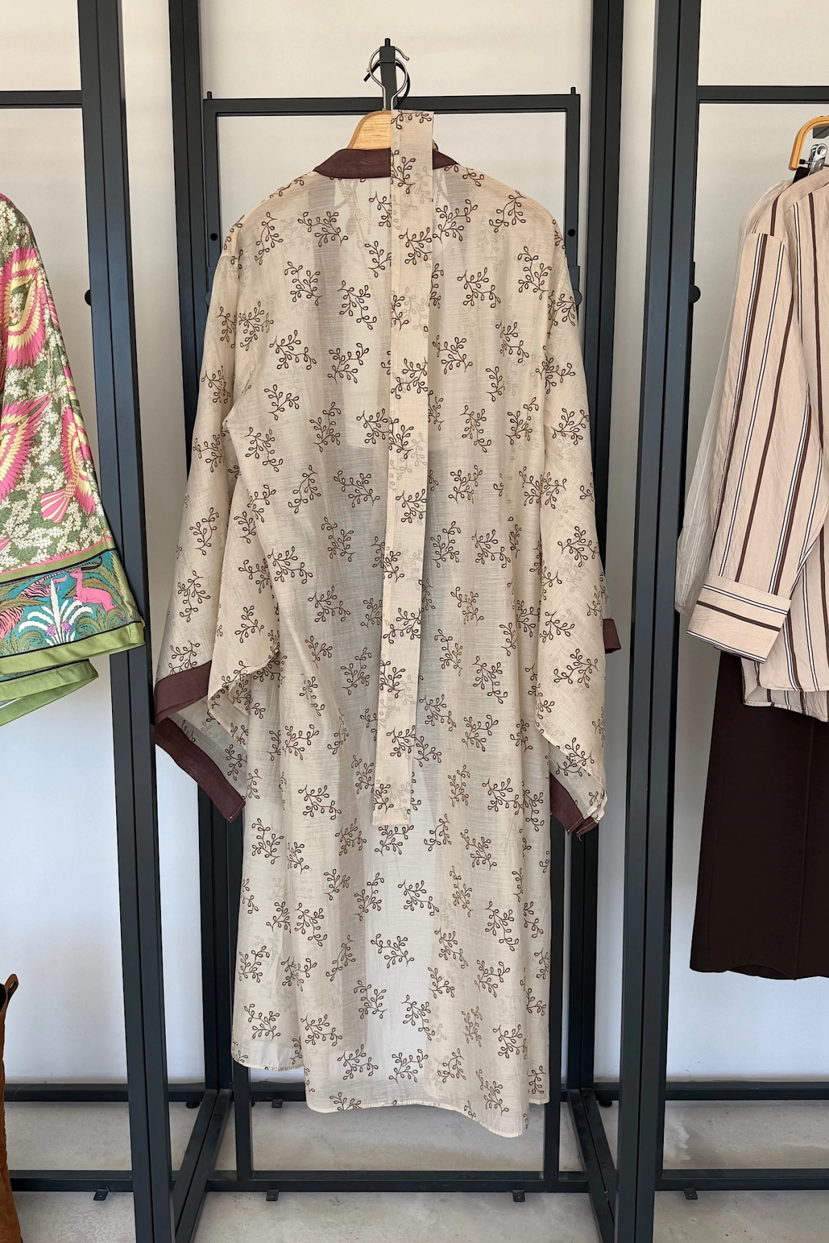 Nakış İşlemeli Kimono Taş