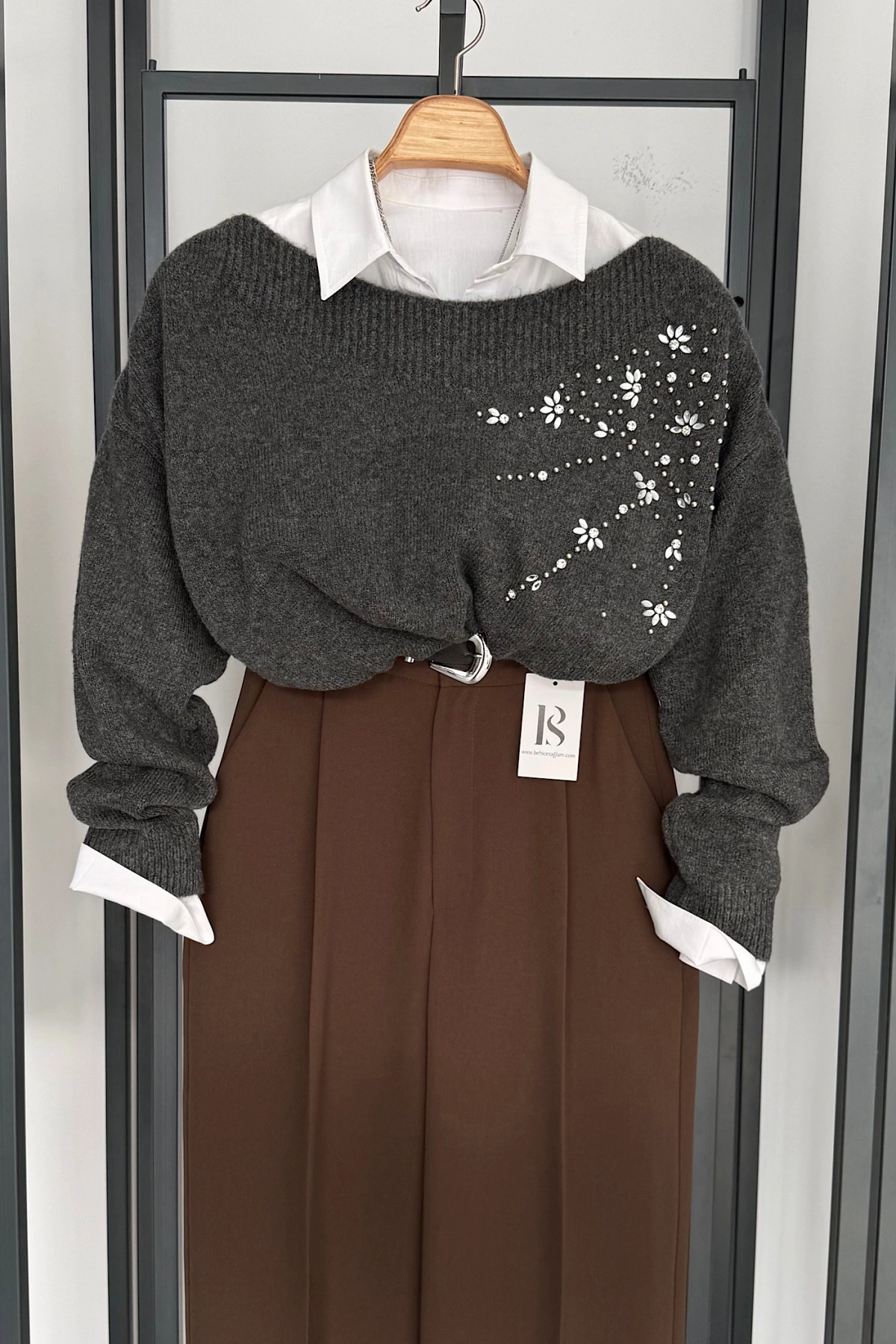 Omuzdan Taşlı Kazak Antrasit