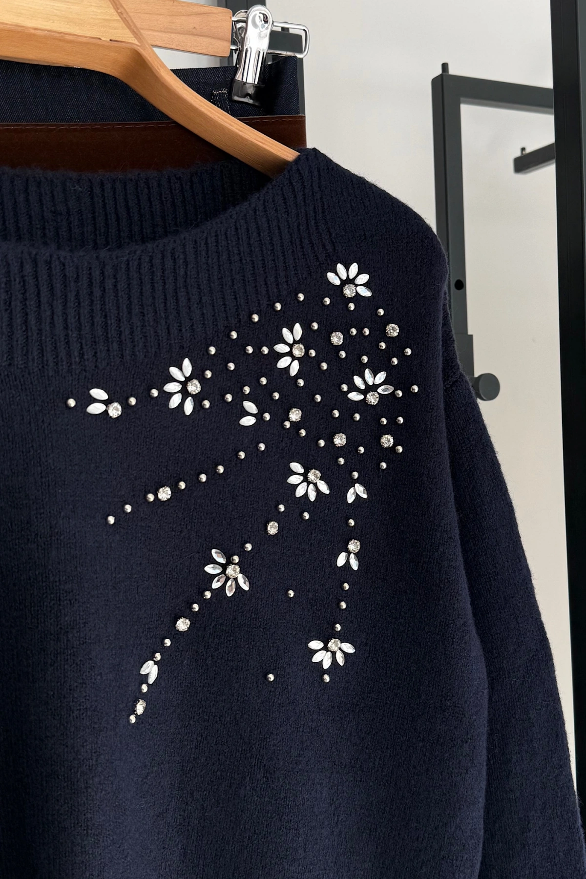 Omuzdan Taşlı Kazak Lacivert