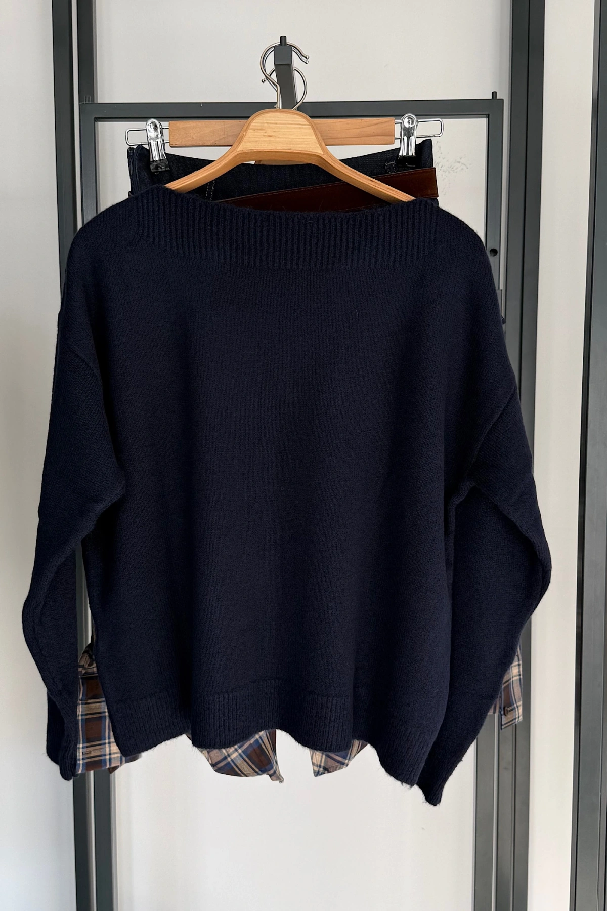 Omuzdan Taşlı Kazak Lacivert