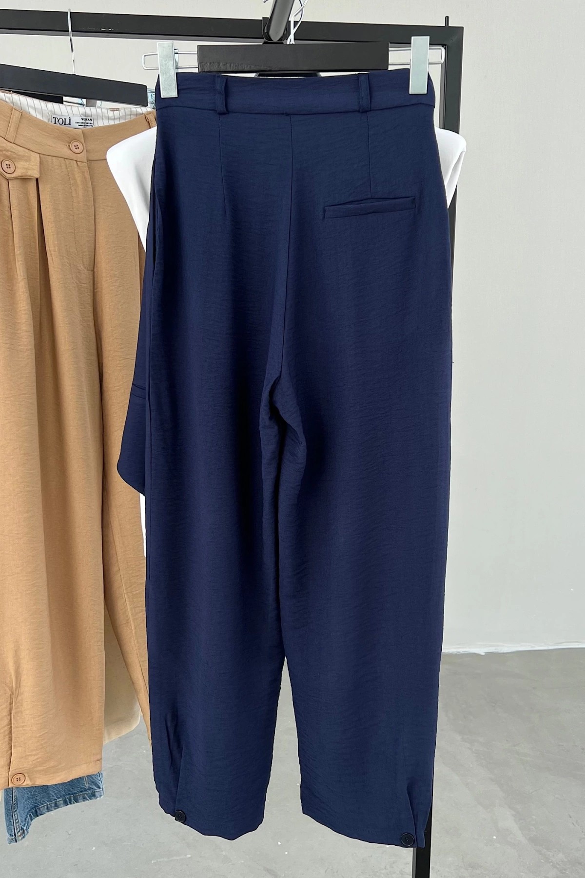 Paça Detay Keten Pantolon Lacivert