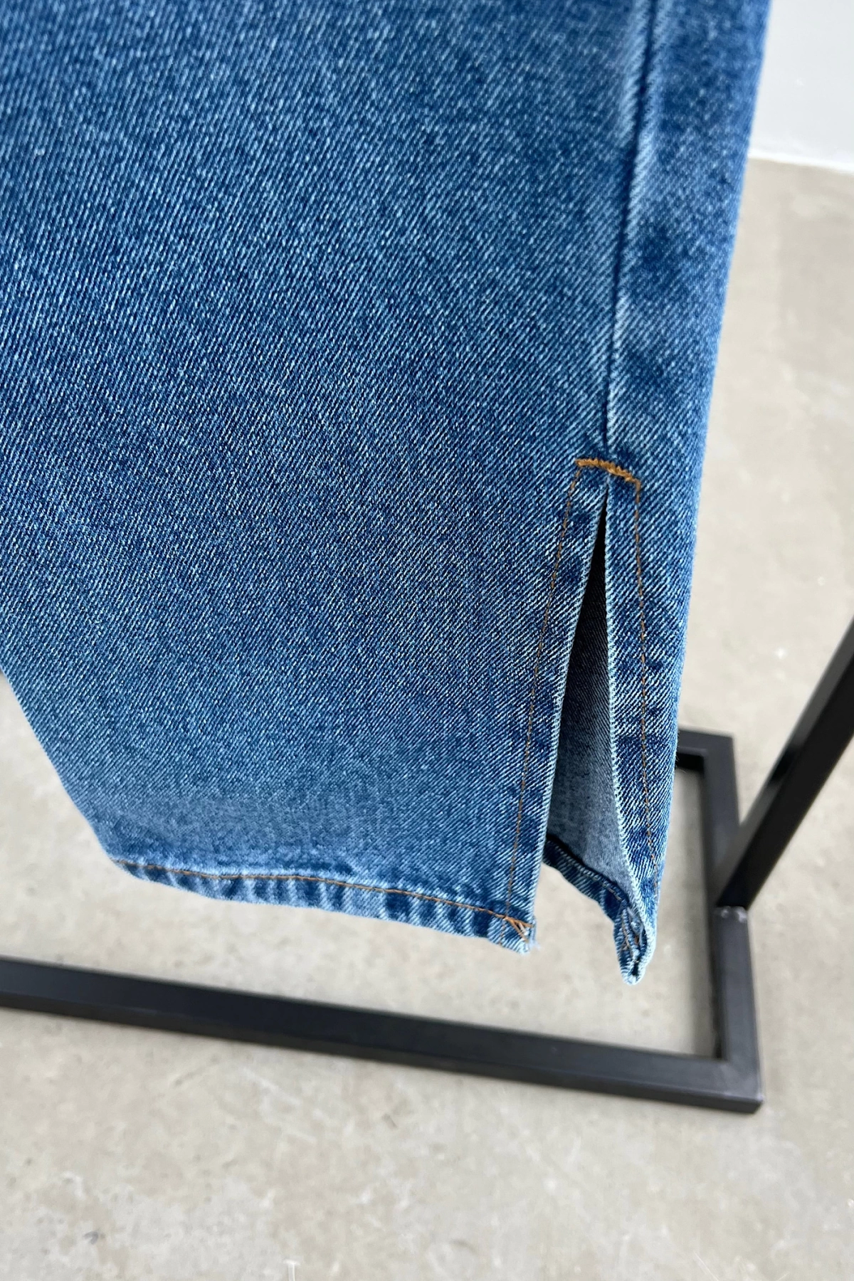Side Slit Jeans