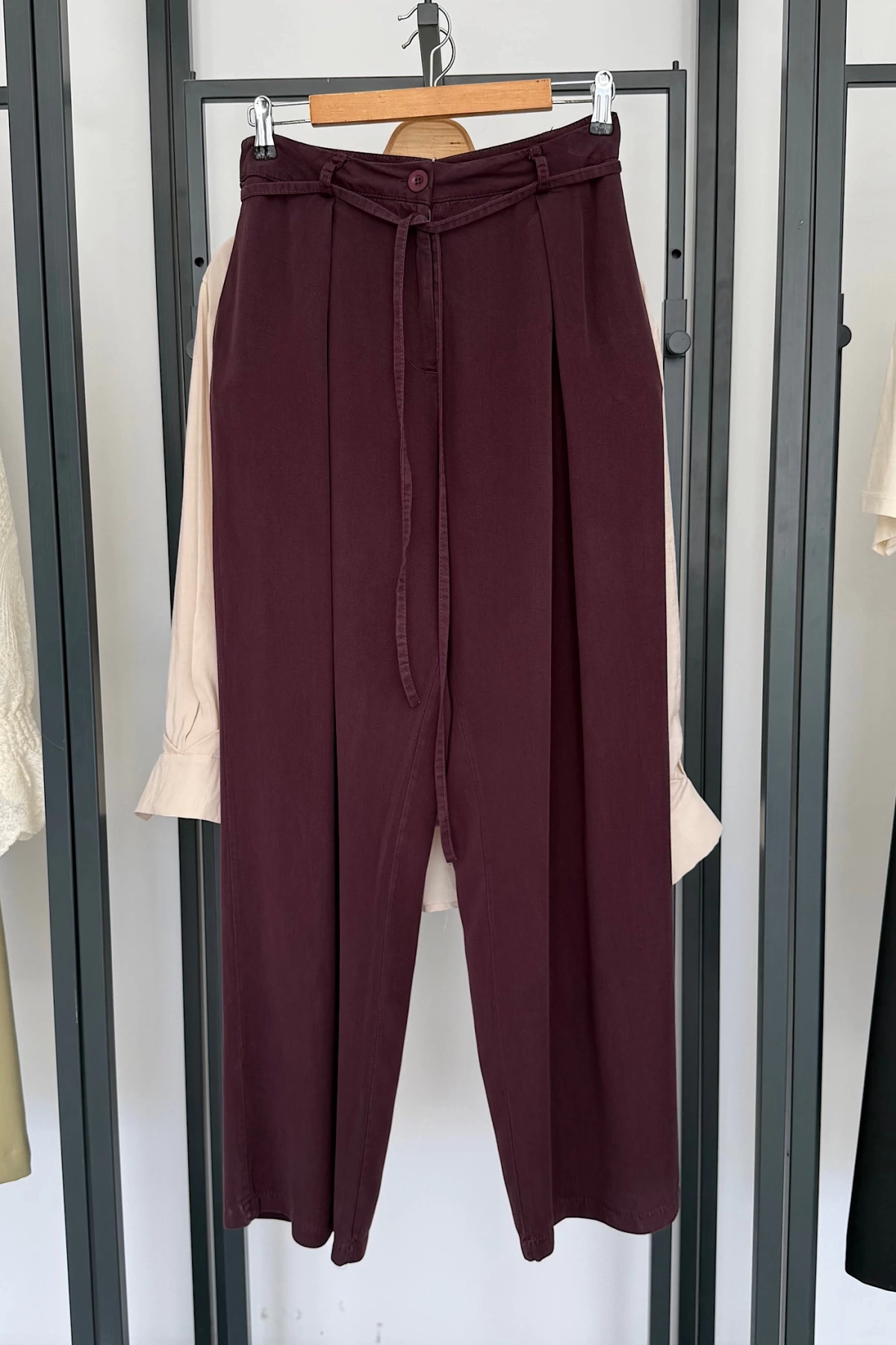 Palazzo Pens Detay Bağıcıklı Pantolon Bordo