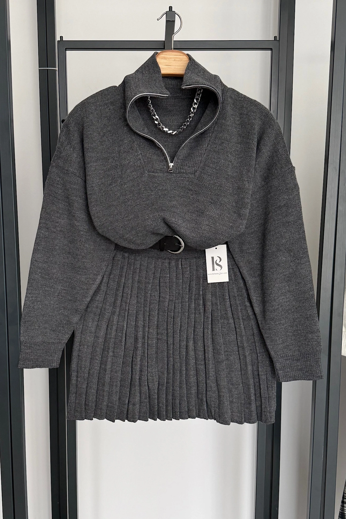 Polo Yaka Etekli Takım Antrasit