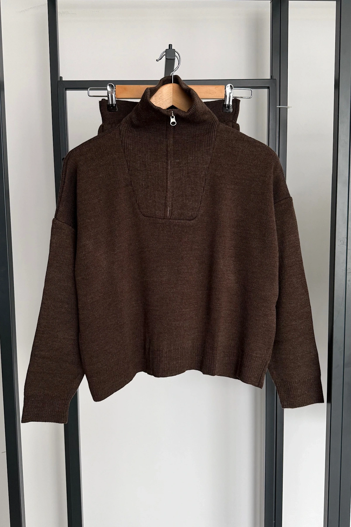 Polo Yaka Etekli Takım Kahverengi