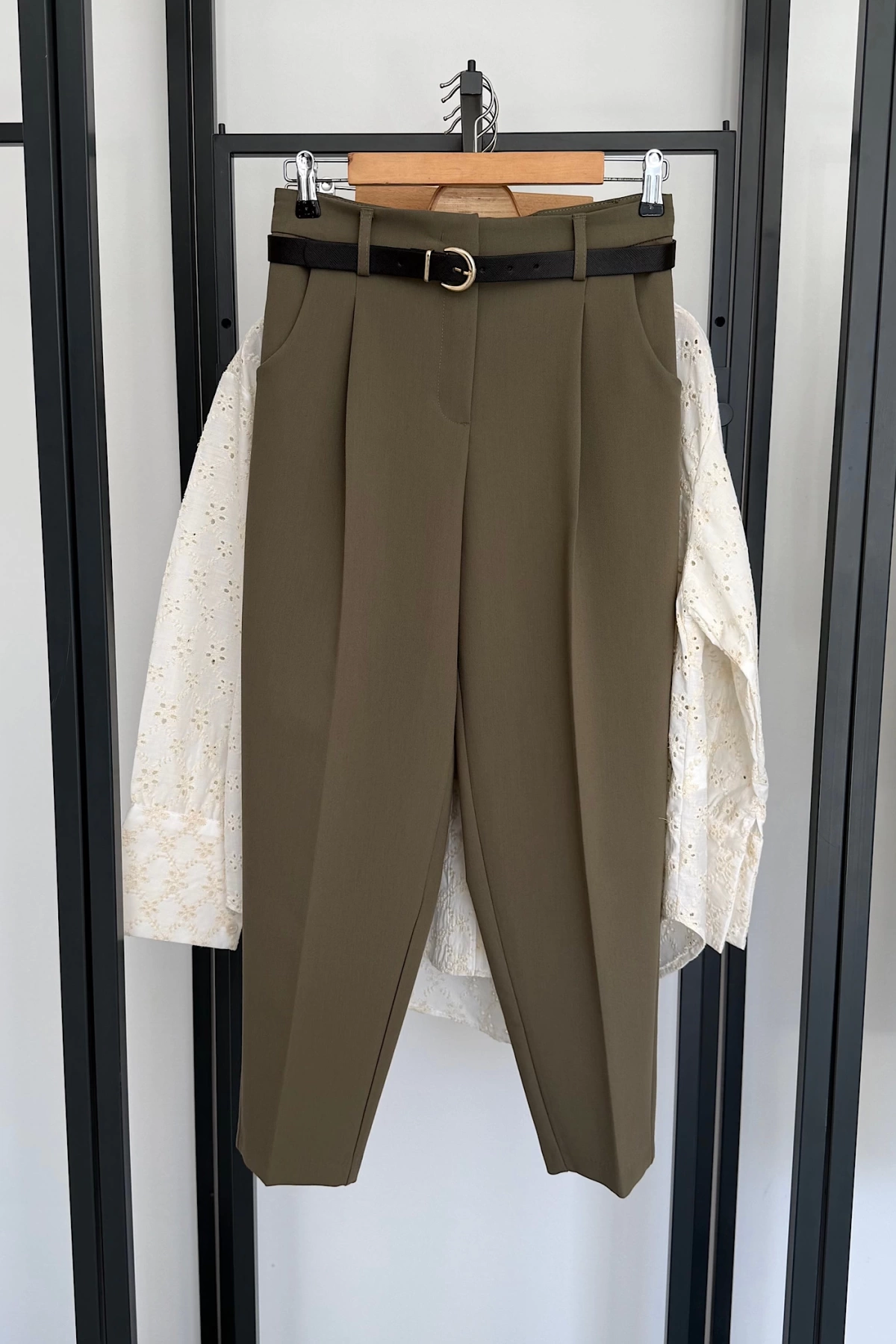 Premıum Kemerli Havuç Fit Pantolon Yeşil