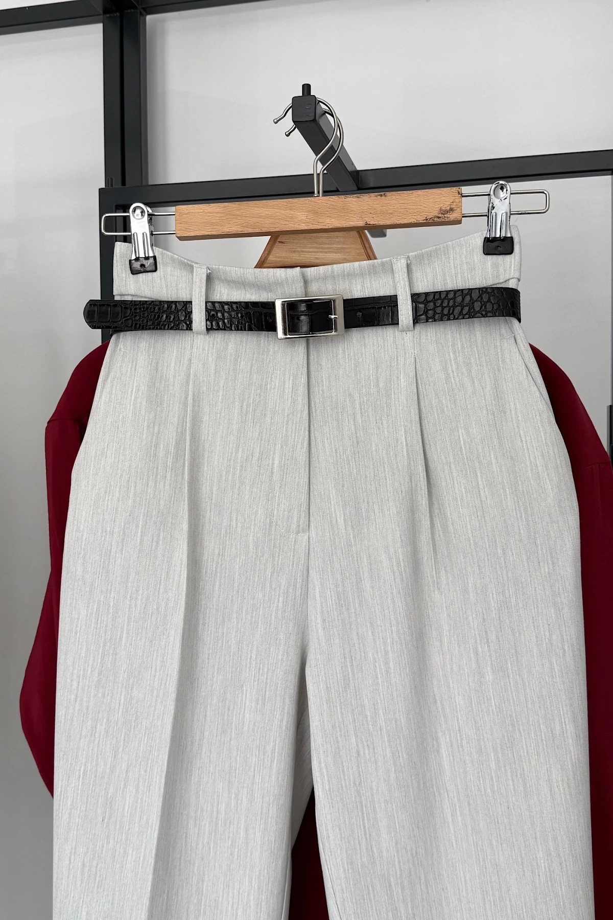 Premıum Kıvrık Paça Yüksek Bel Kemerli Pantolon Açık Gri