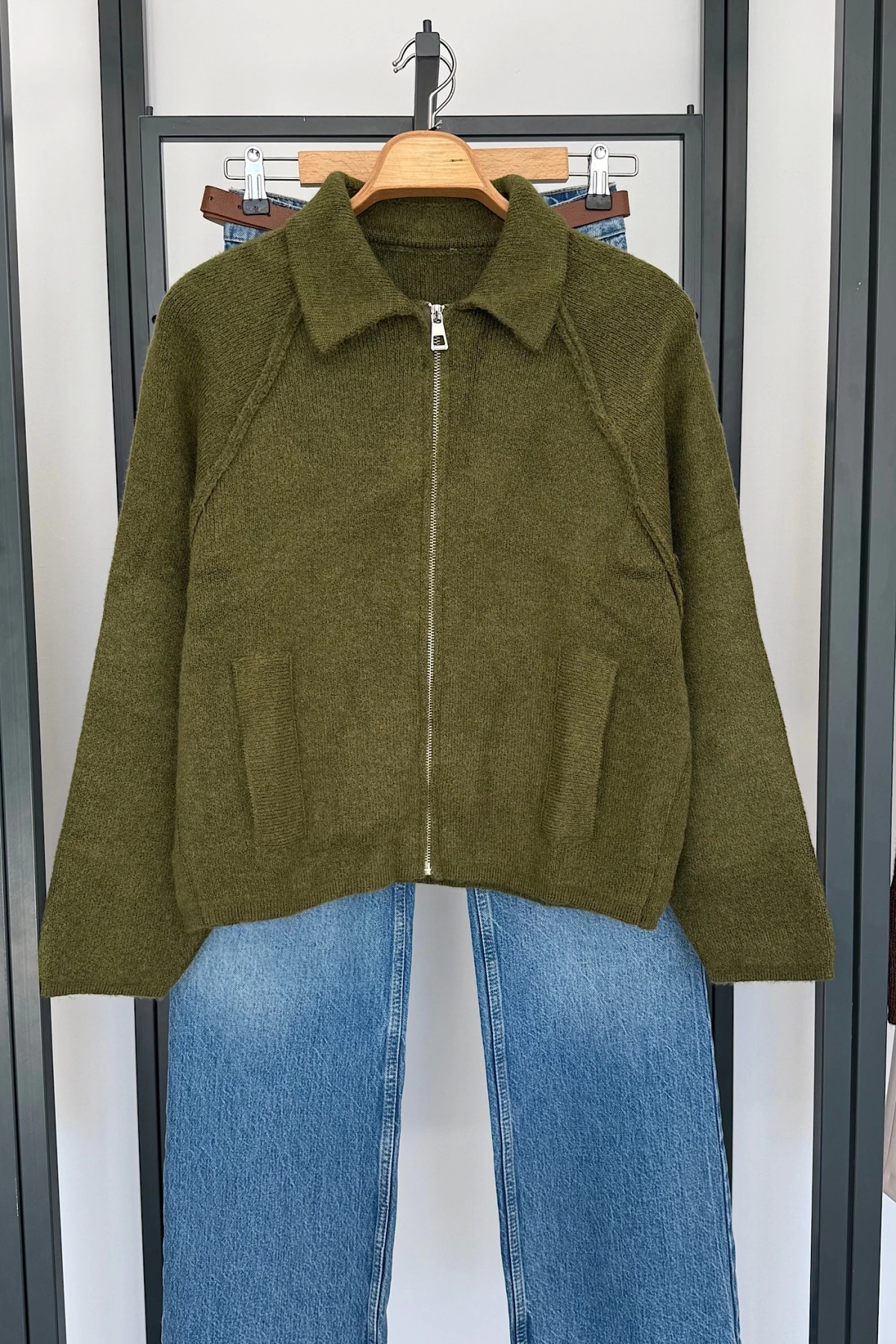 Reglan Kol Süs Cepli Hırka Haki