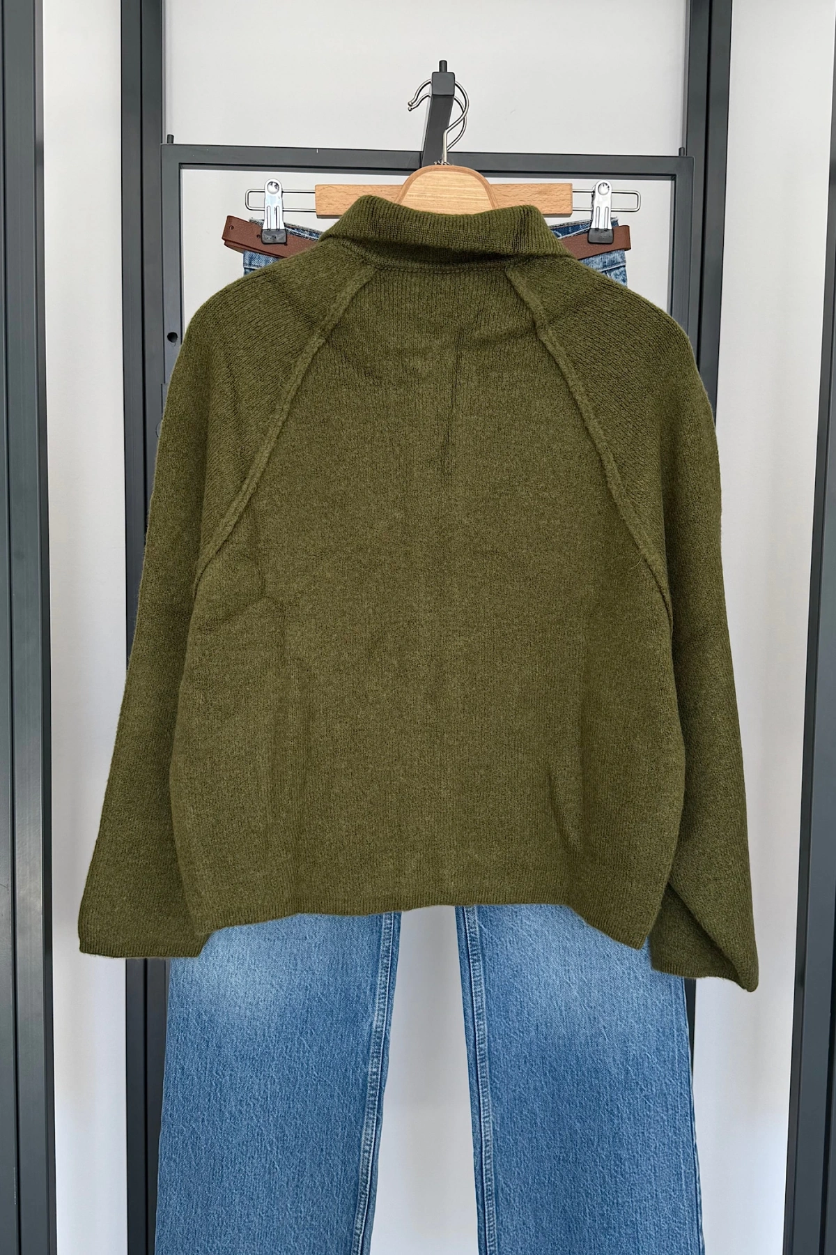 Reglan Kol Süs Cepli Hırka Haki