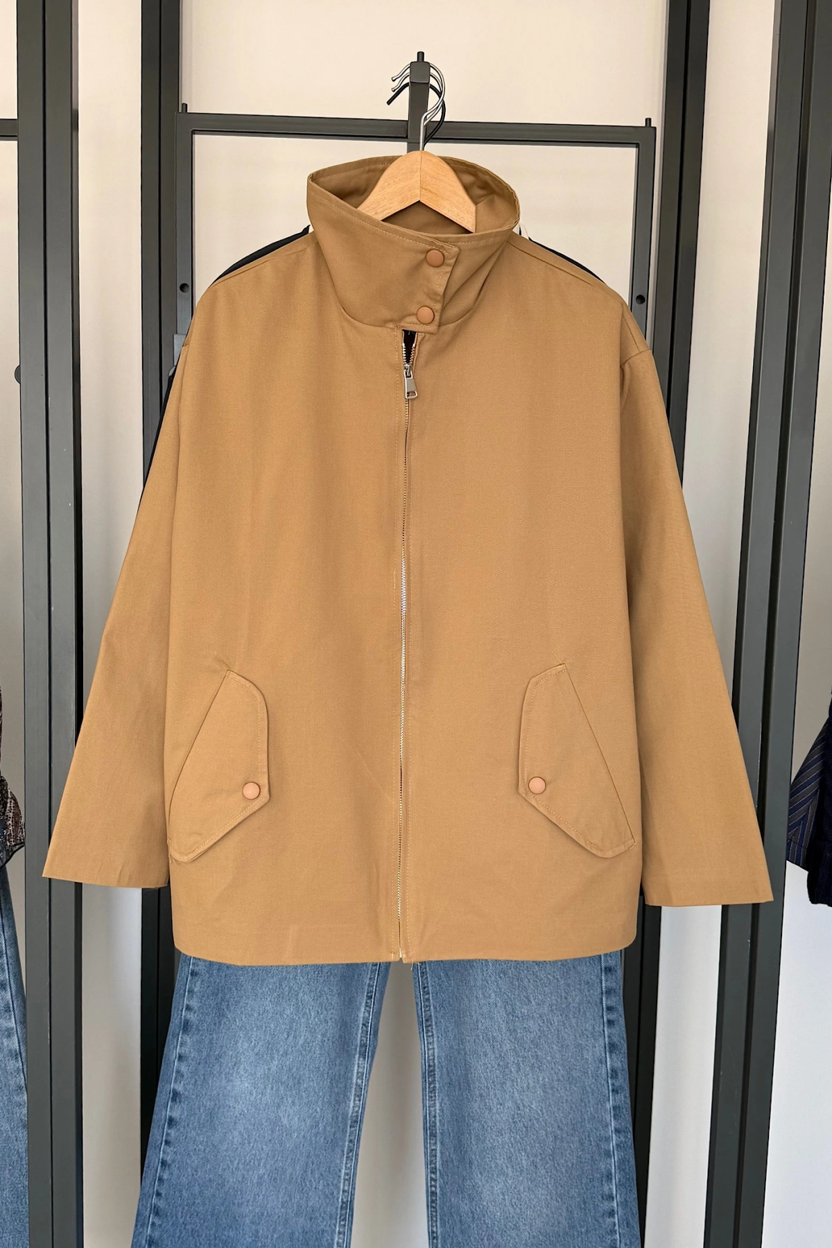 Relaxed Fit Fermuarlı Parka Camel