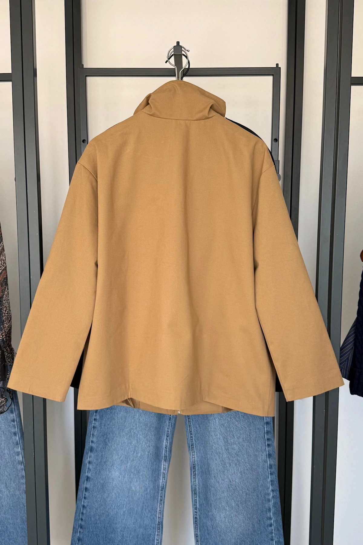 Relaxed Fit Fermuarlı Parka Camel