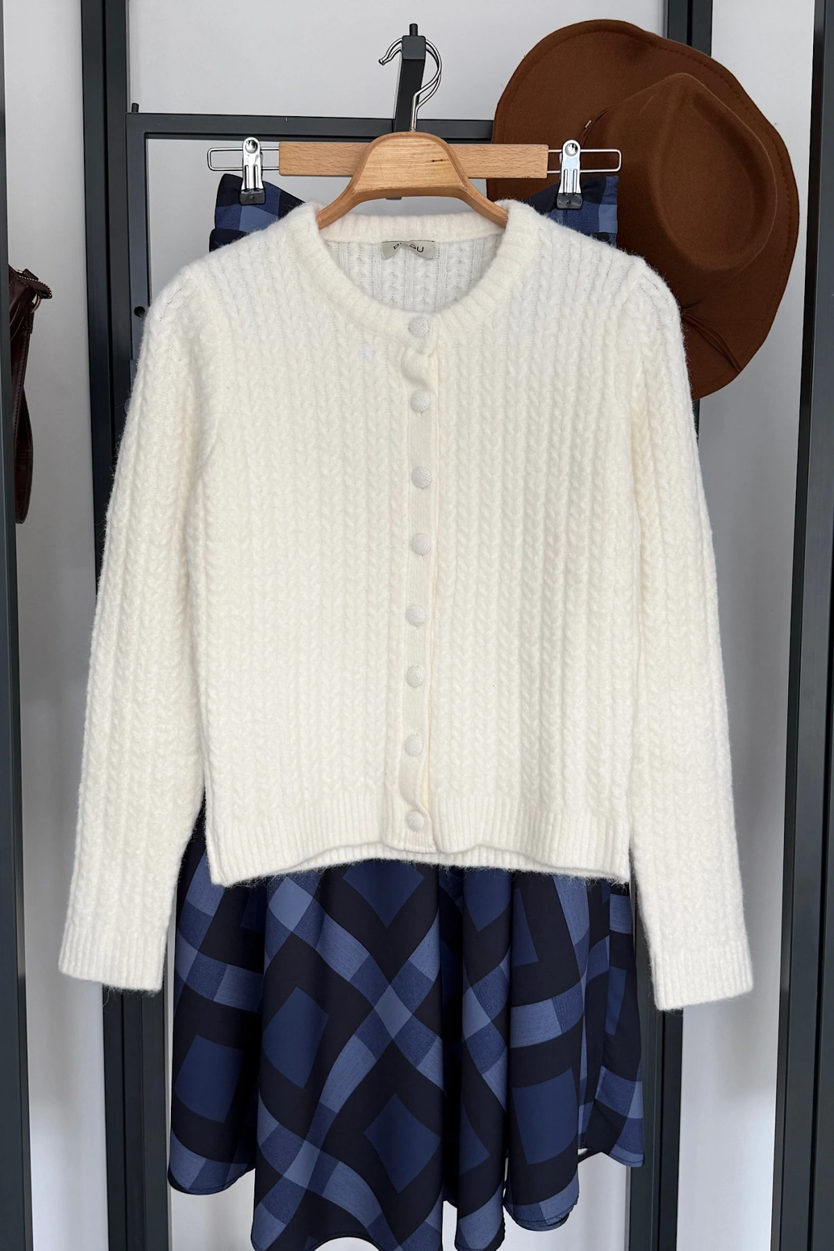 Saç Örgü Hırka Ekru